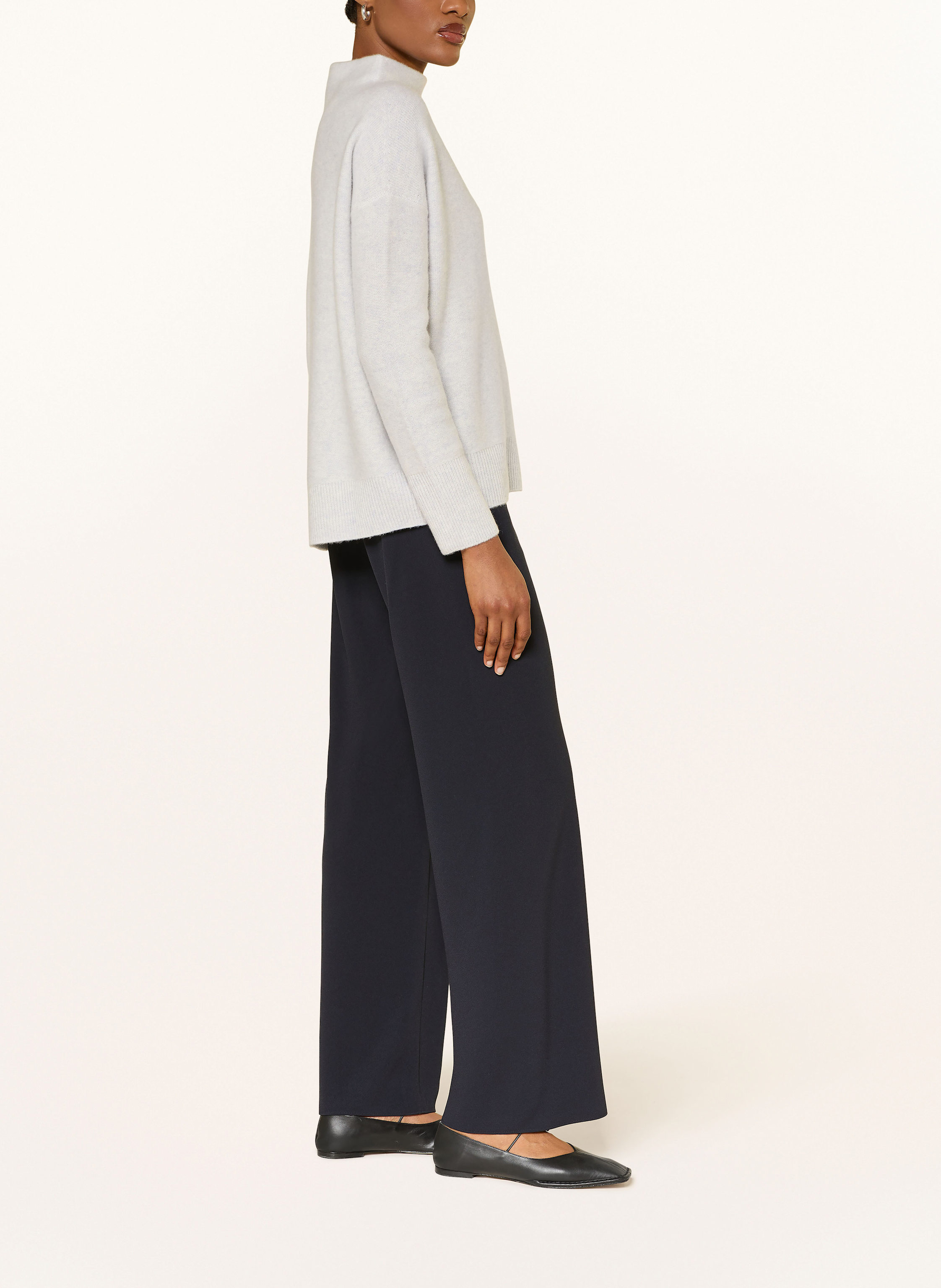 Thumbnail - Vince Marlenehose blau