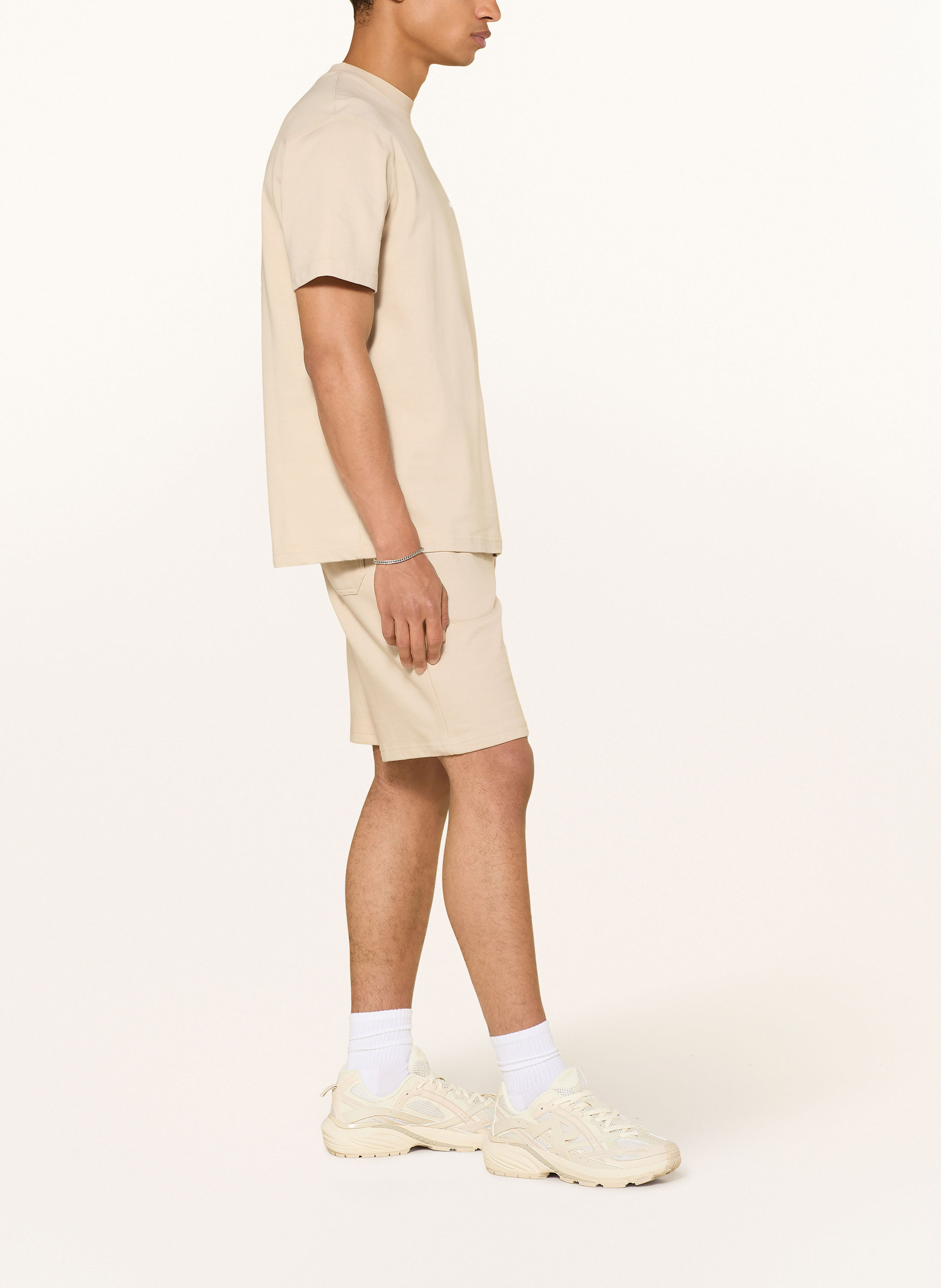 Thumbnail - Daily Paper Sweatshorts Dias beige