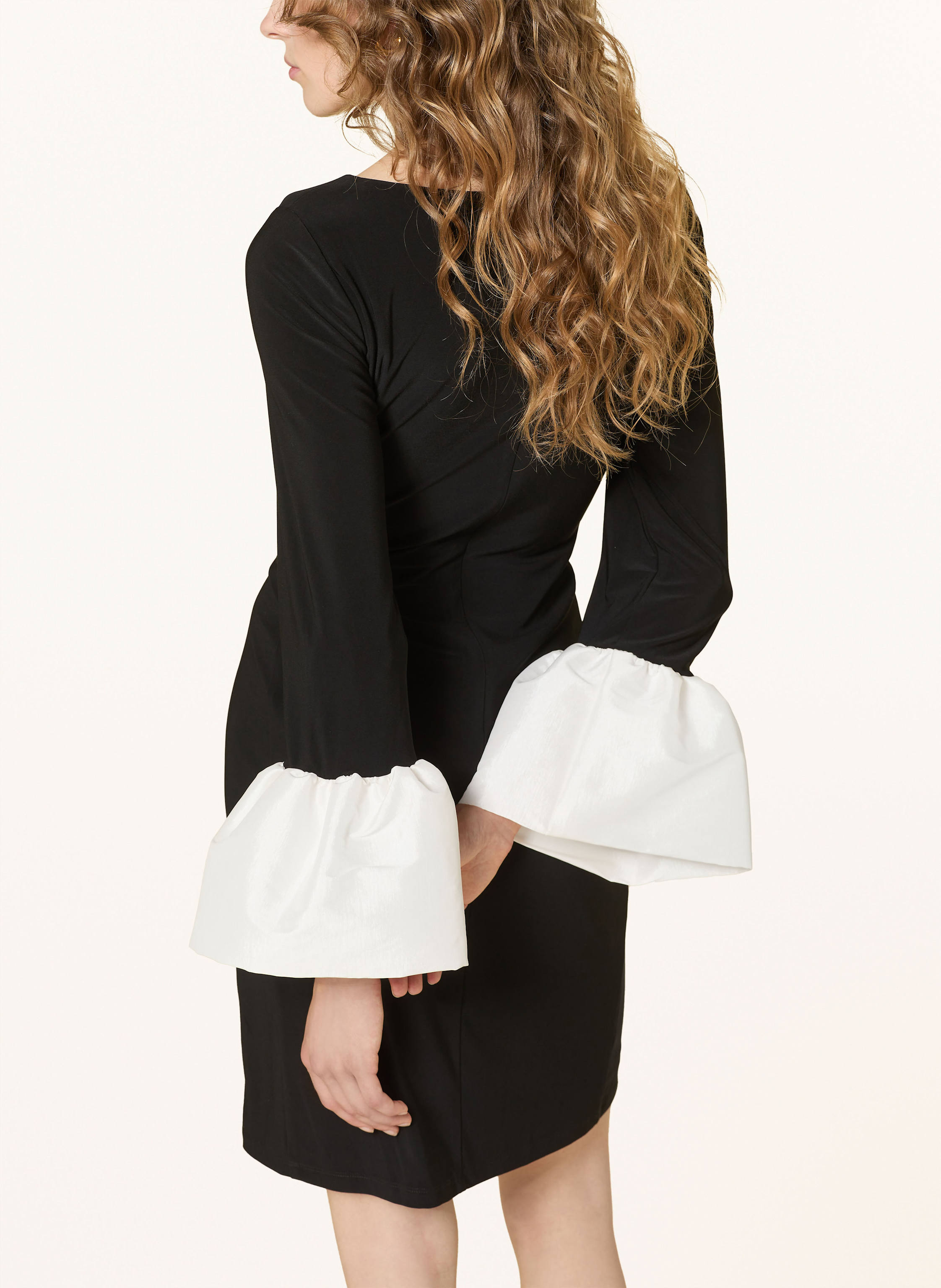 Thumbnail - Adrianna Papell Cocktailkleid Aus Jersey Mit Rüschen schwarz