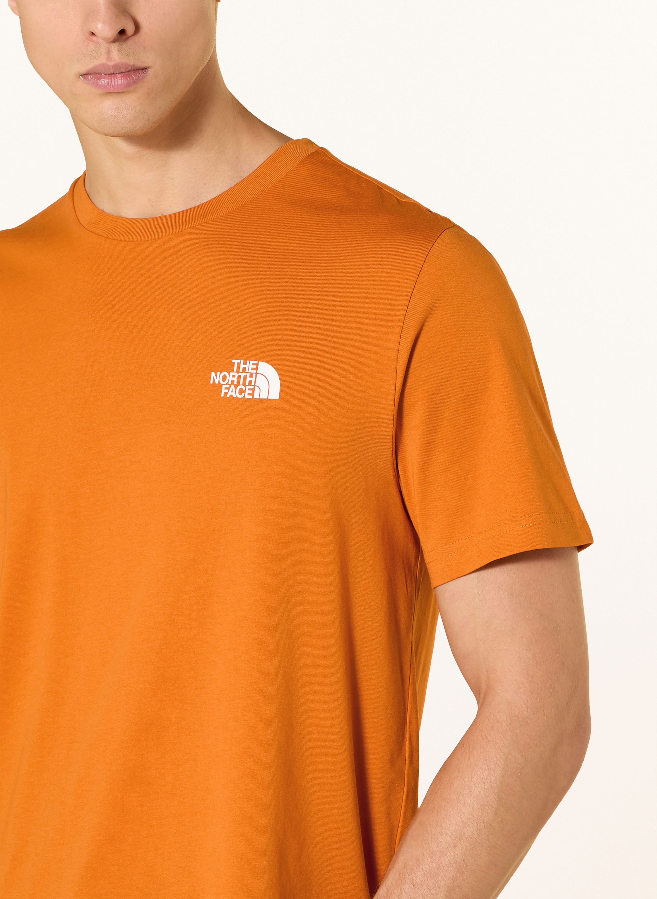 Thumbnail - The North Face T-Shirt orange