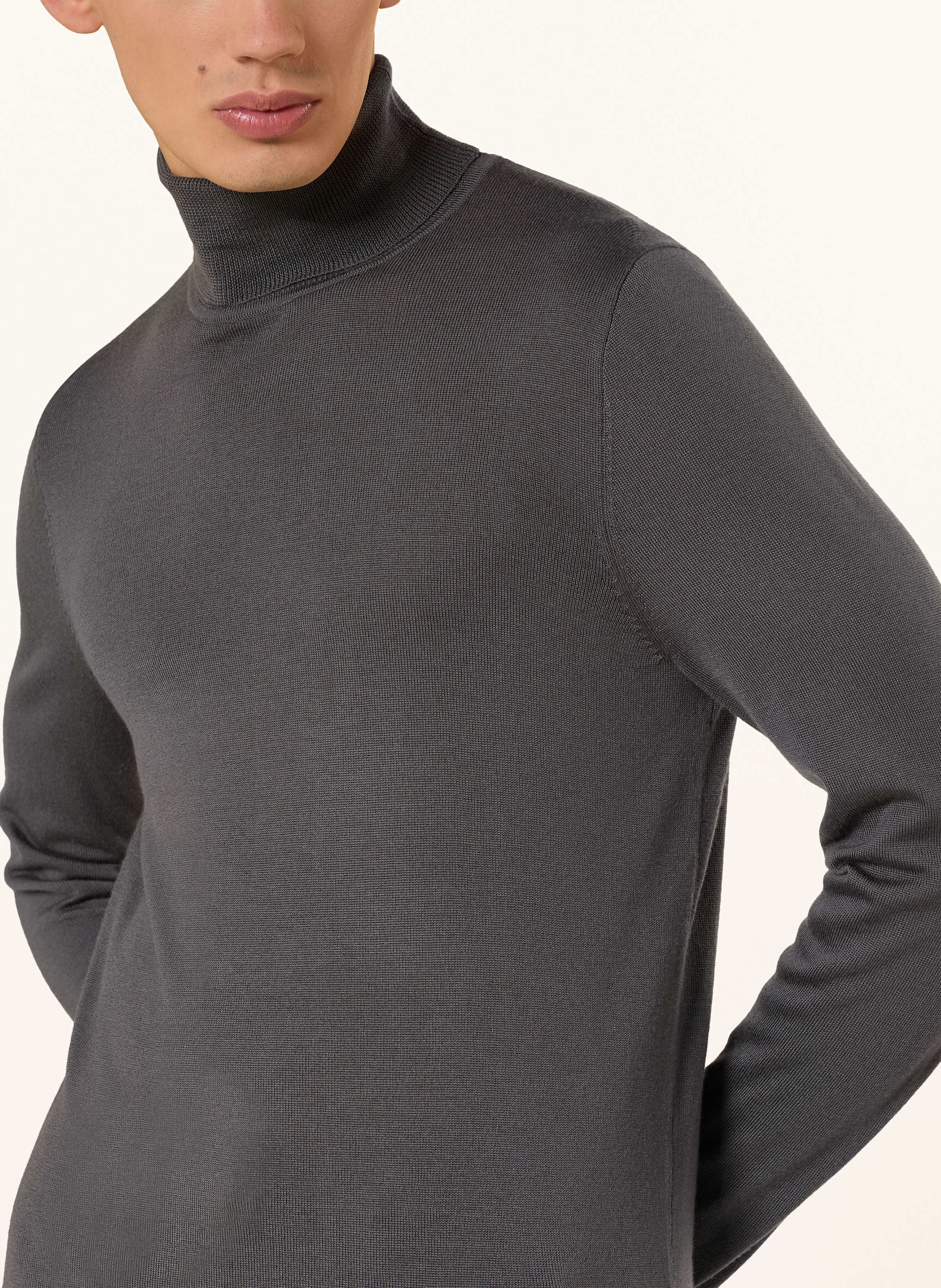 Thumbnail - Drykorn Rollkragenpullover Joey grau