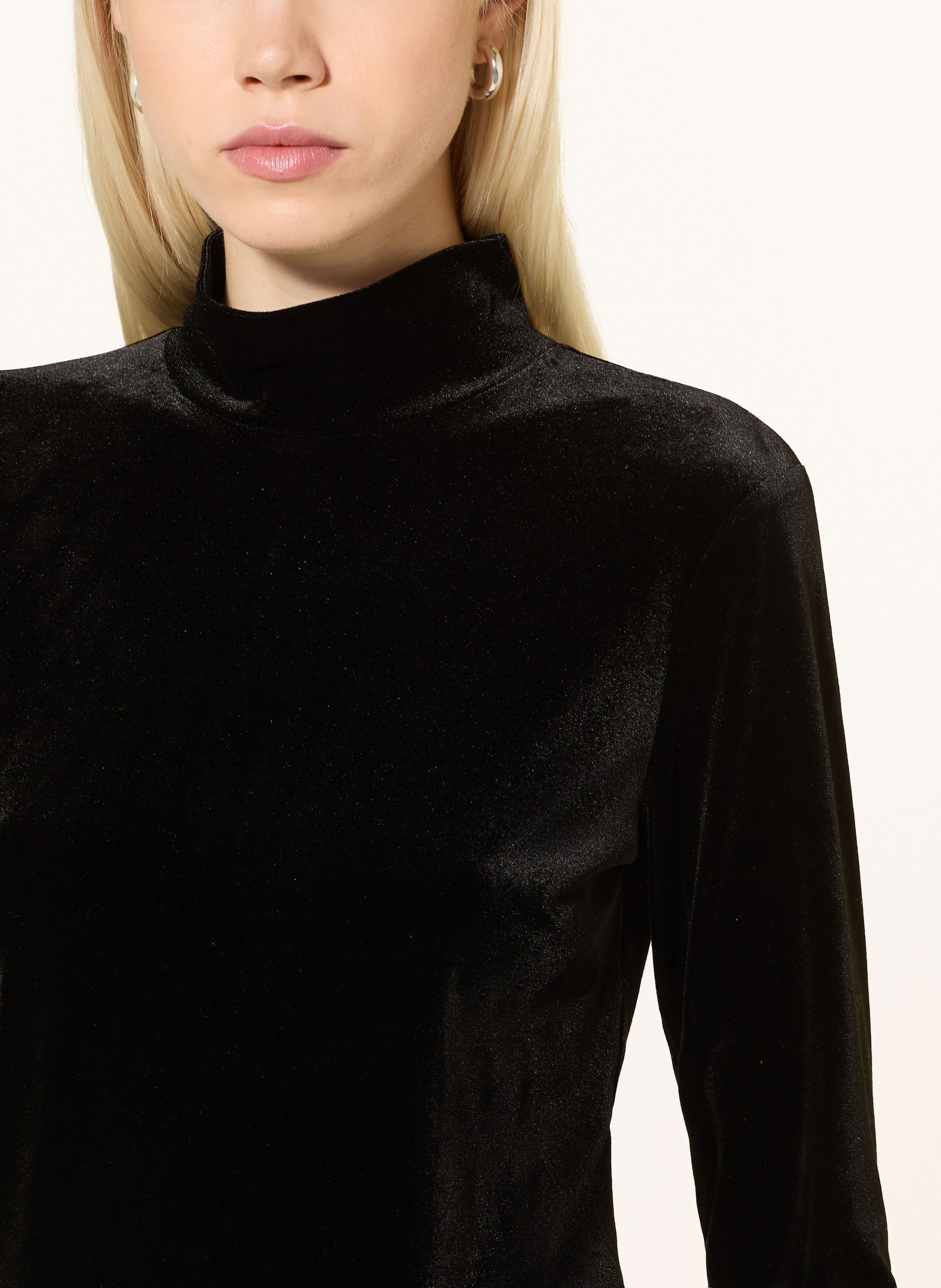 Thumbnail - Part Two Longsleeve Aus Samt schwarz