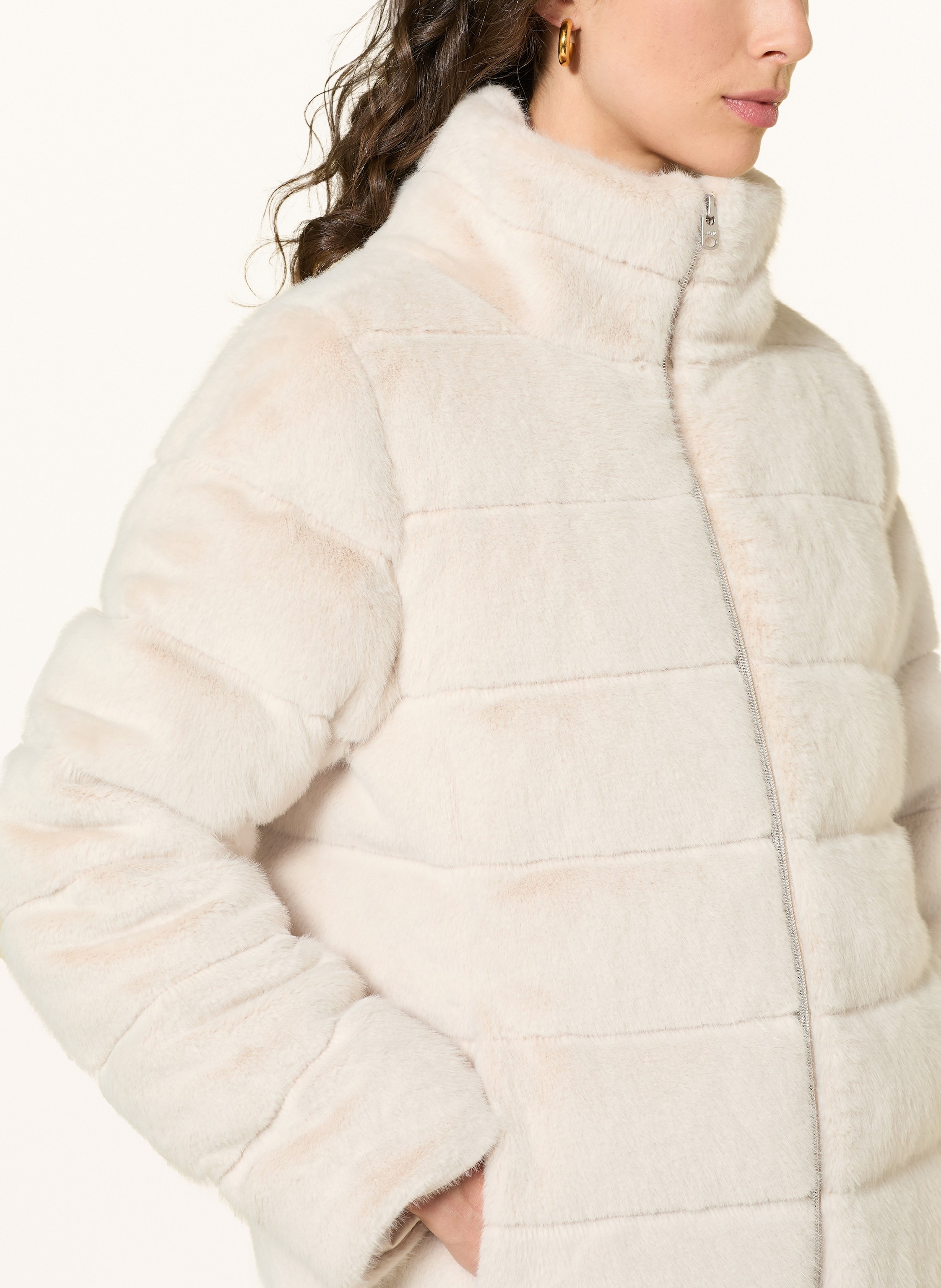 Thumbnail - Juvia Daunenjacke Fenja Mit Kunstpelz beige