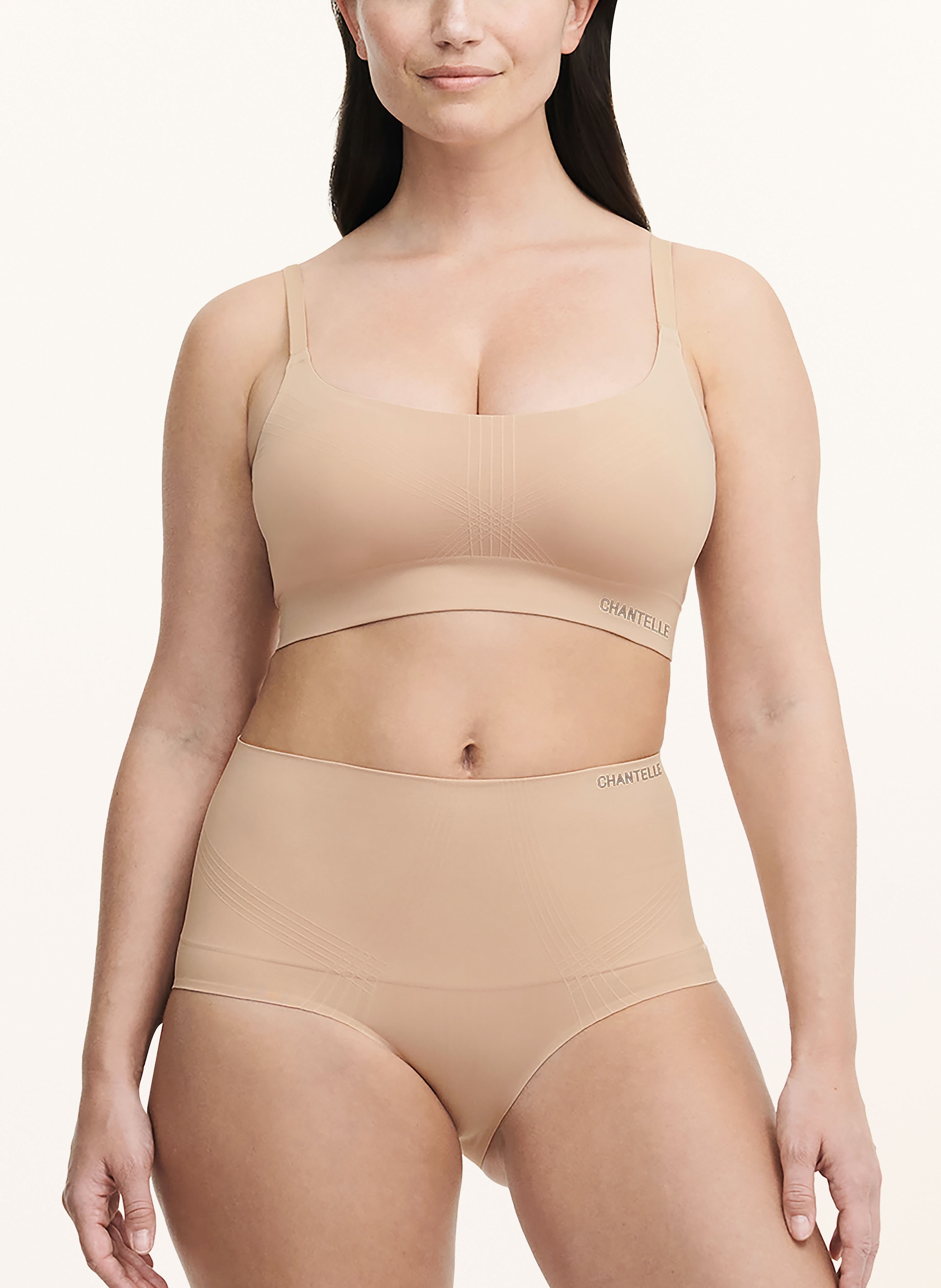 Thumbnail - Chantelle Shape-Slip Smooth Comfort beige