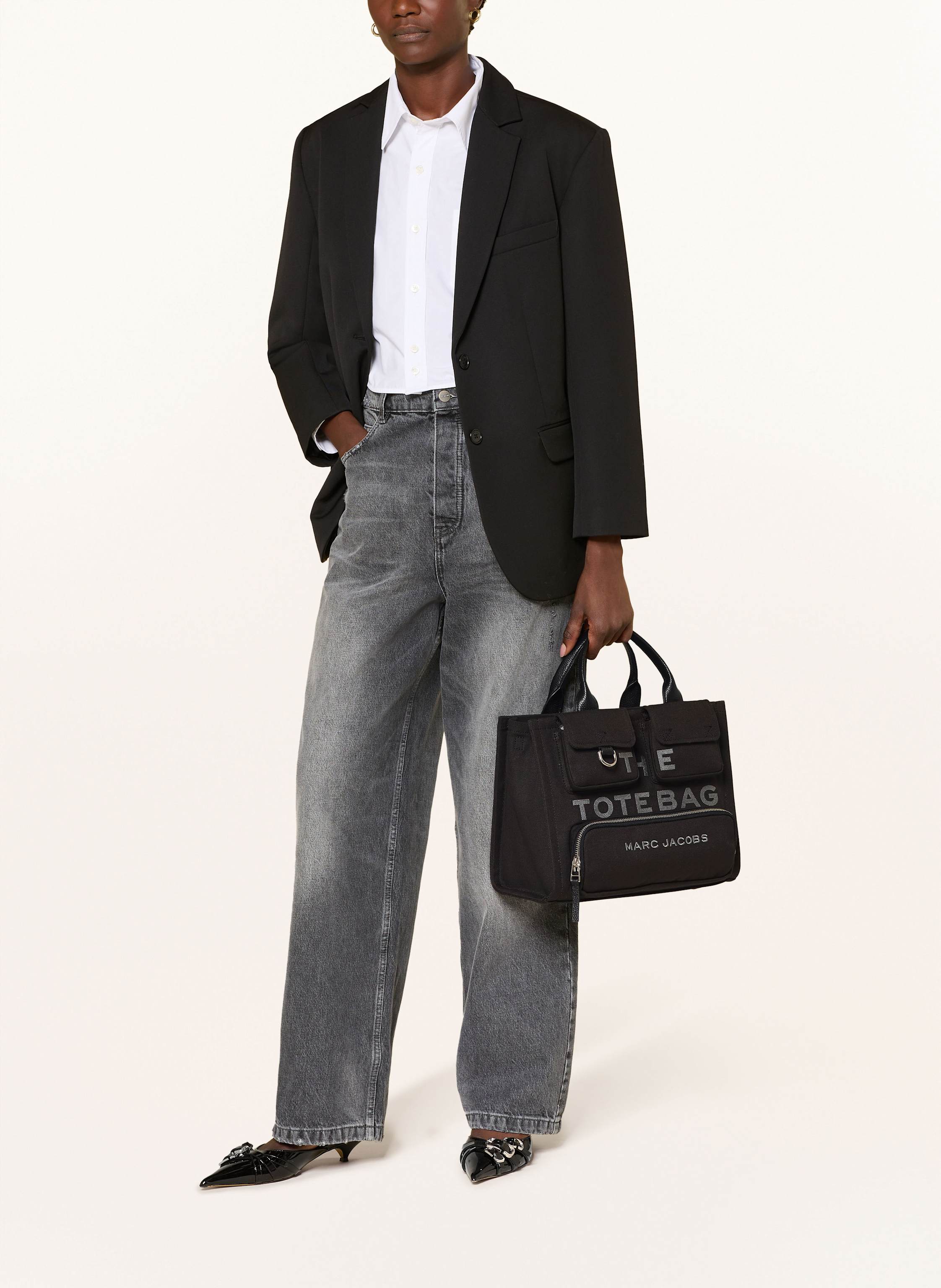 Thumbnail - Marc Jacobs Umhängetasche The Cargo Canvas Medium Tote Bag schwarz