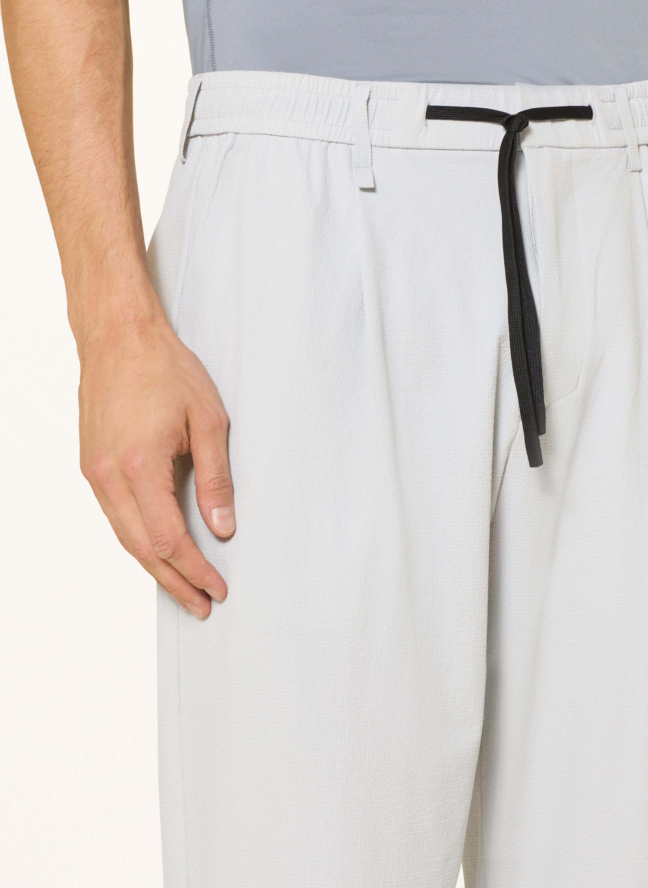 Thumbnail - Boss Hose Im Jogging-Stil Convert Pleat Tapered Fit grau