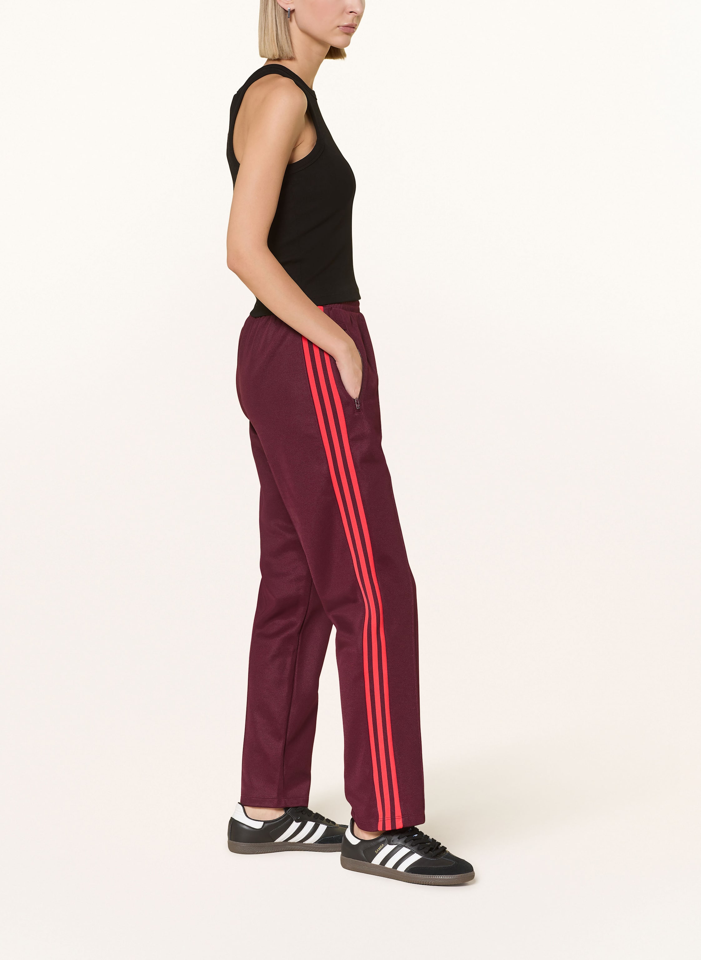 Thumbnail - Adidas Originals Track Pants Graphic Crest braun