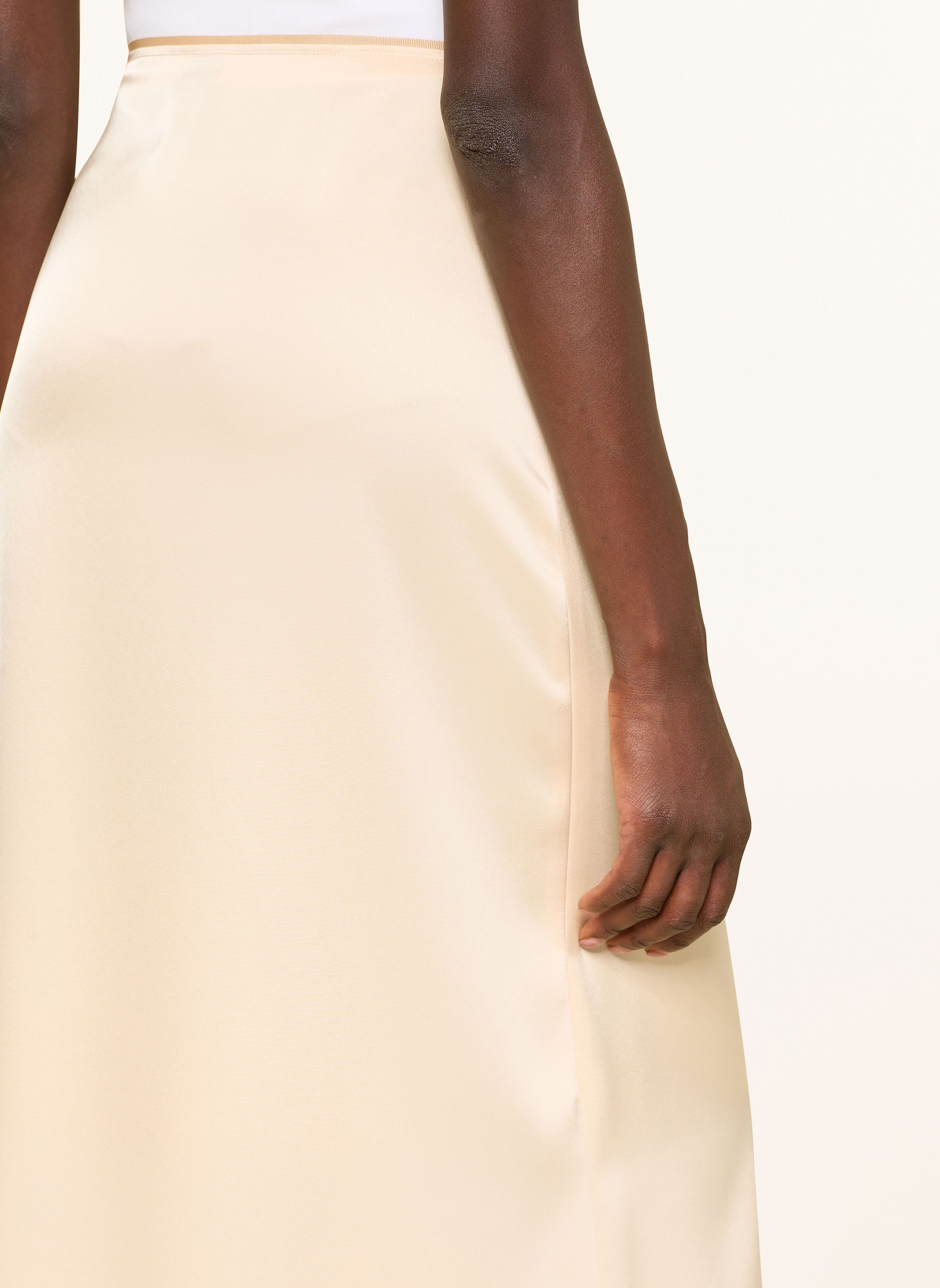 Thumbnail - Marc Cain Satinrock beige