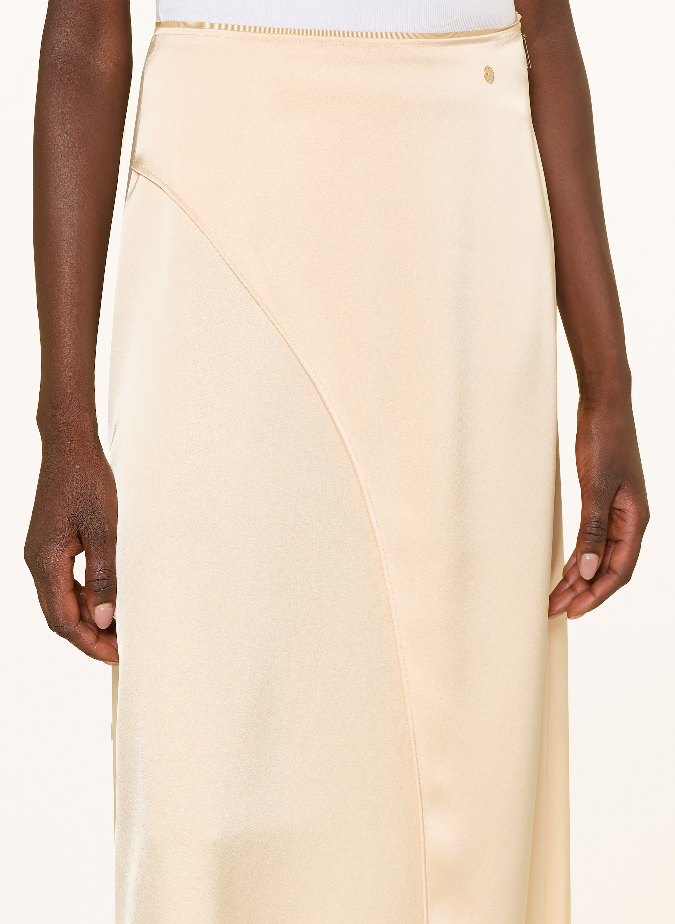 Thumbnail - Marc Cain Satinrock beige