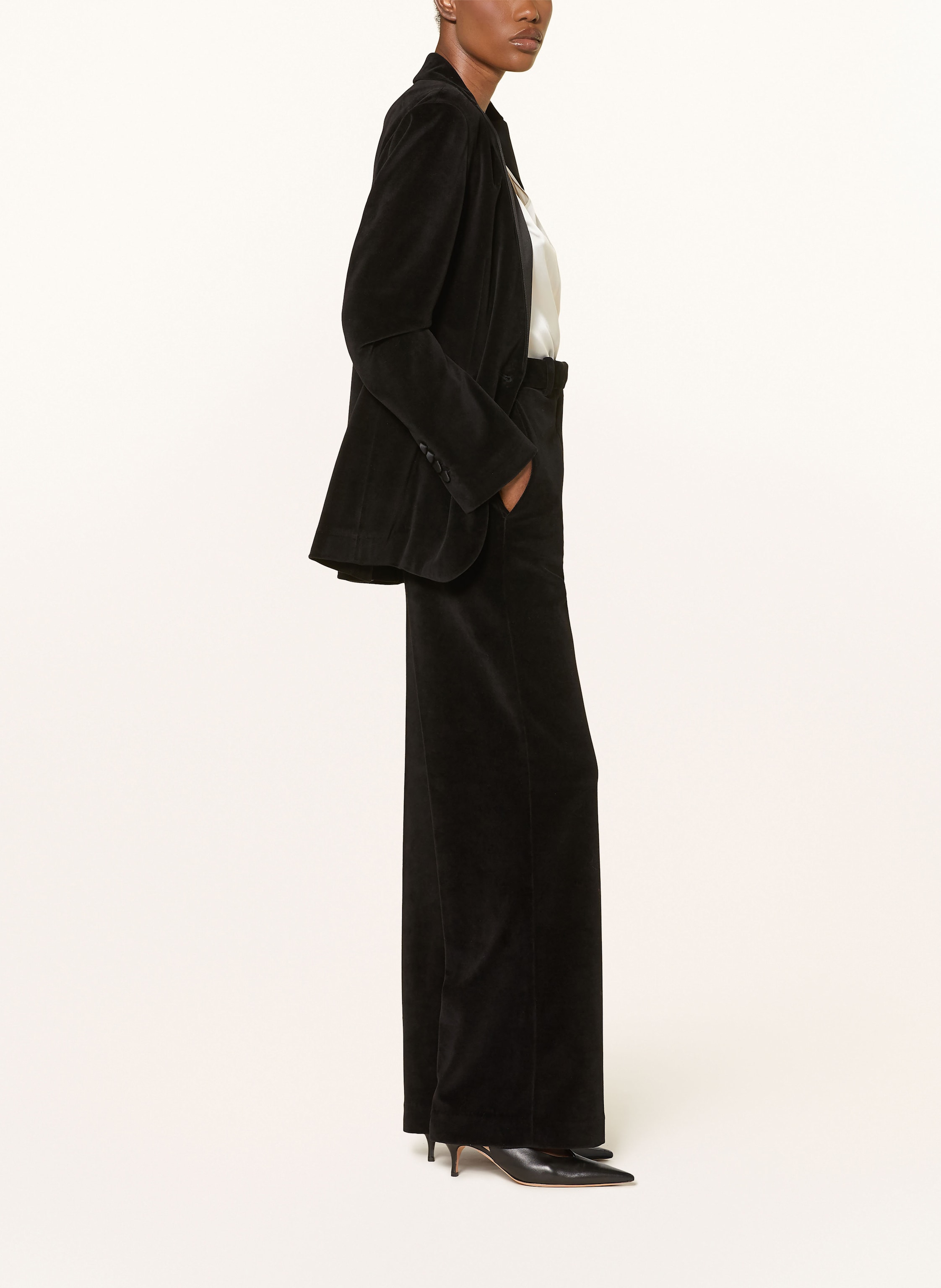 Thumbnail - Circolo 1901 Marlenehose Aus Samt schwarz