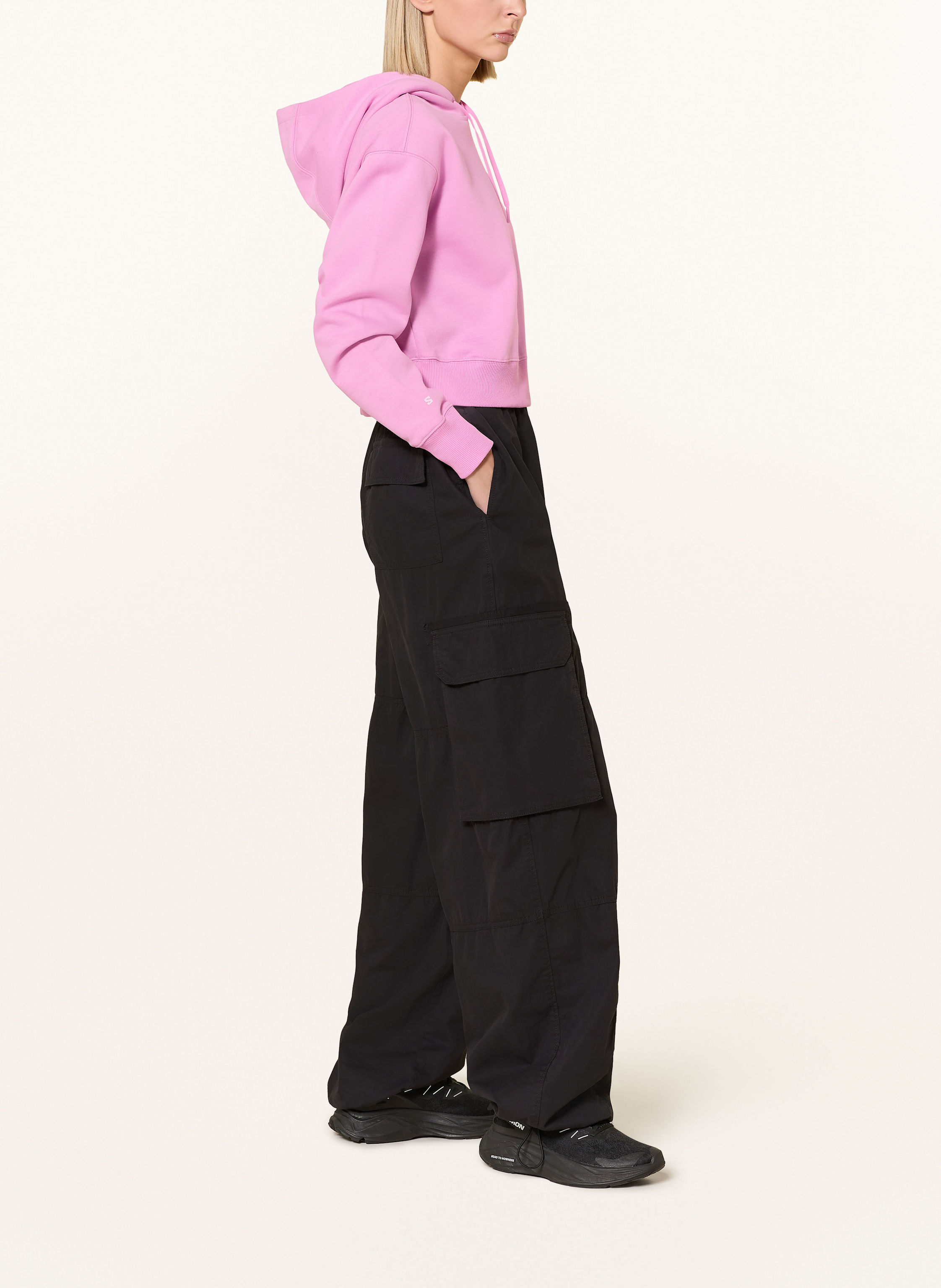 Thumbnail - Salomon Cropped-Hoodie pink
