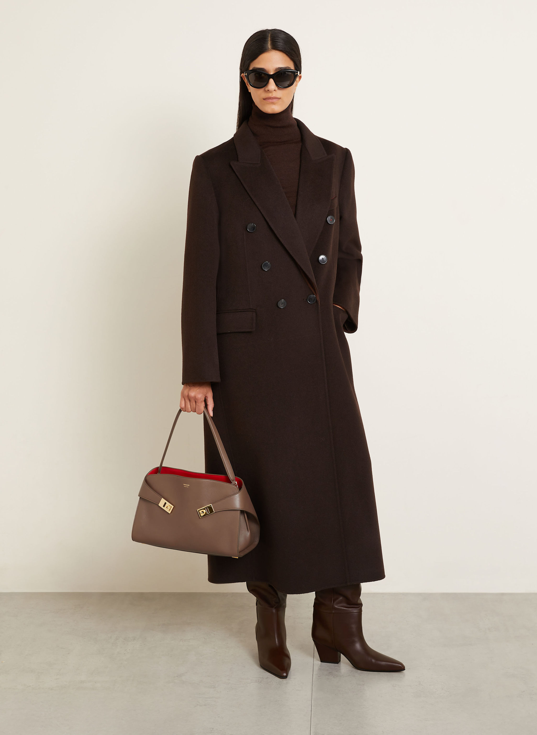 Thumbnail - Ferragamo Handtasche Hug braun