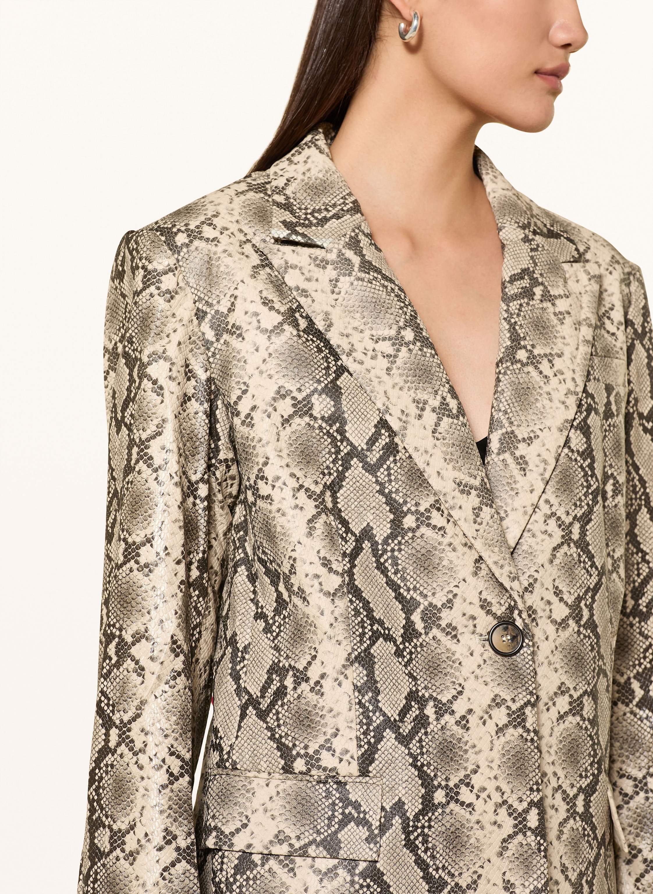 Thumbnail - Mrs & Hugs Blazer In Lederoptik beige