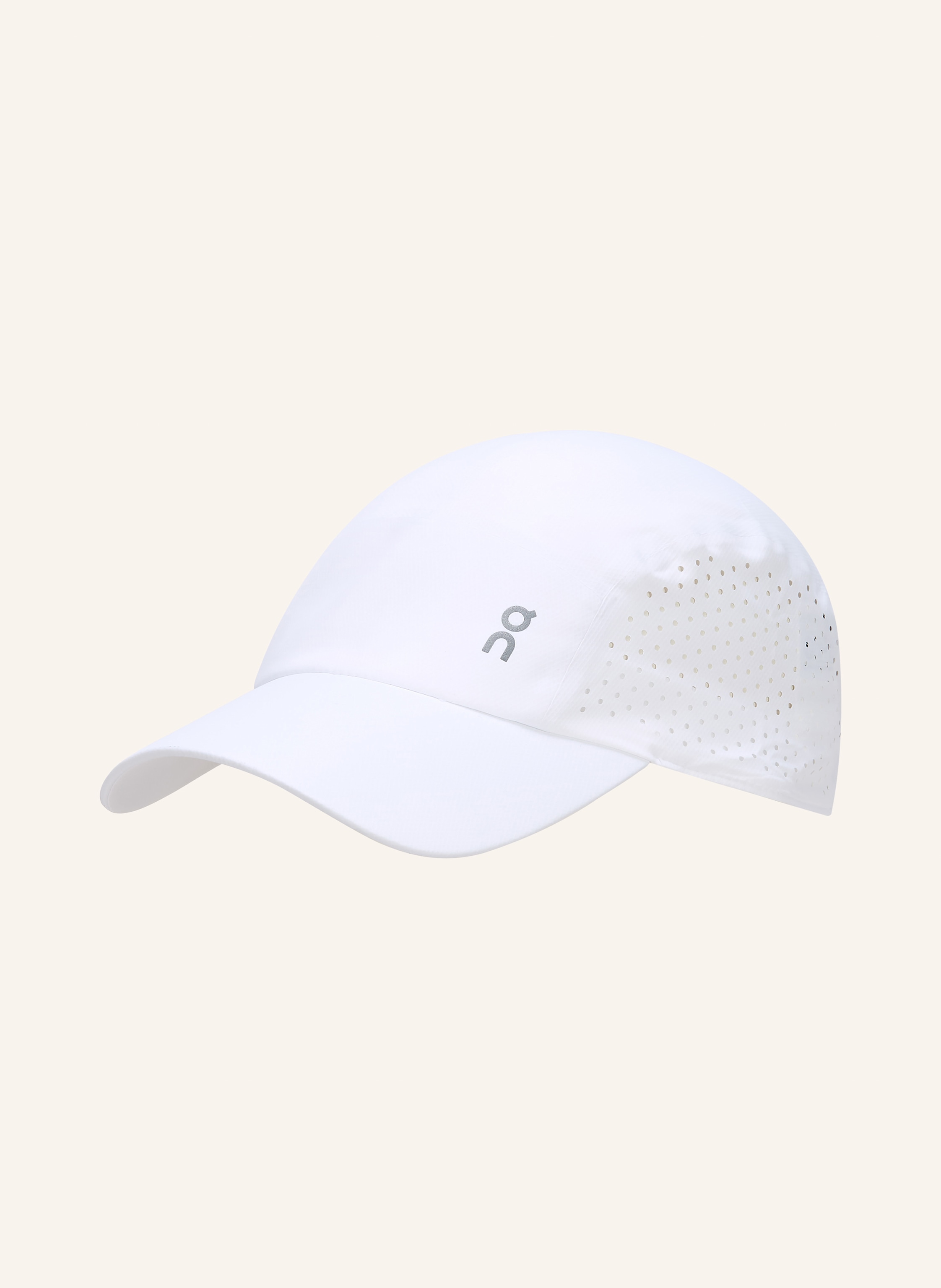 On Cap In Weiss