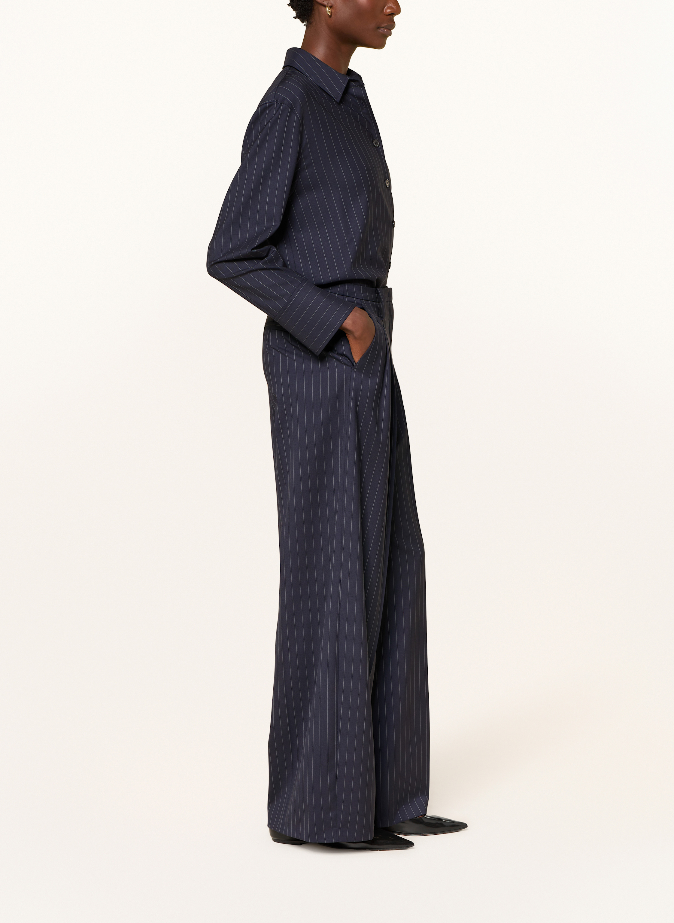 Thumbnail - Windsor. Marlenehose blau