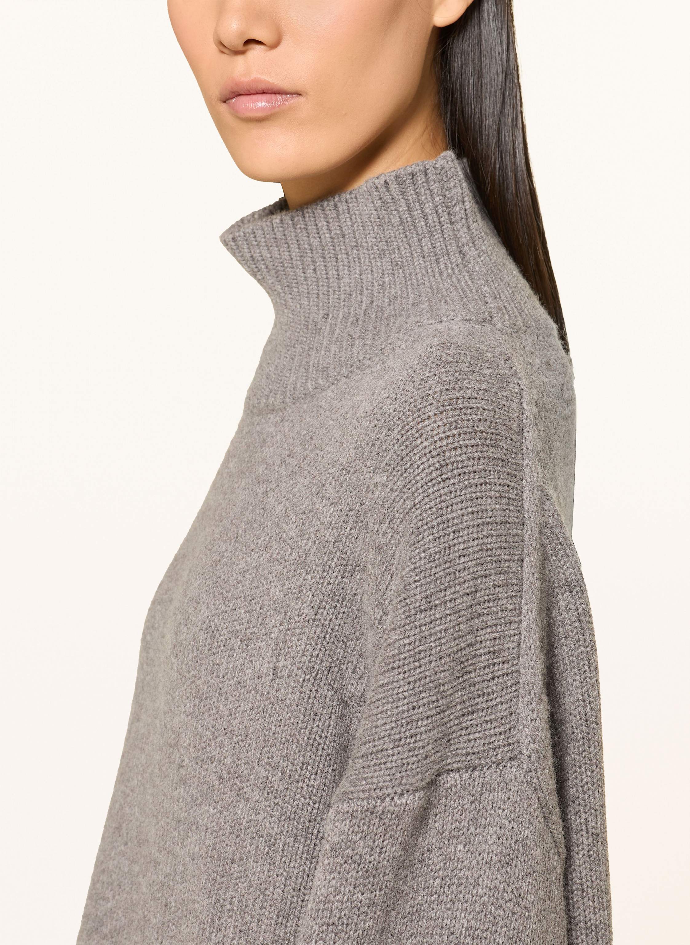 Thumbnail - Juvia Pullover Dyre grau