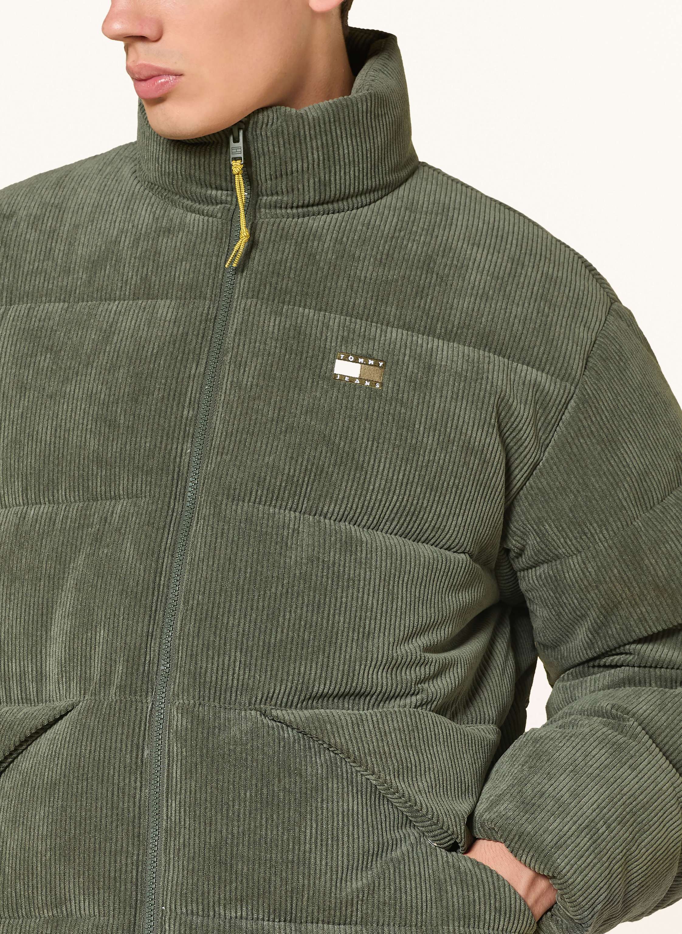 Thumbnail - Tommy Jeans Steppjacke Aus Cord gruen