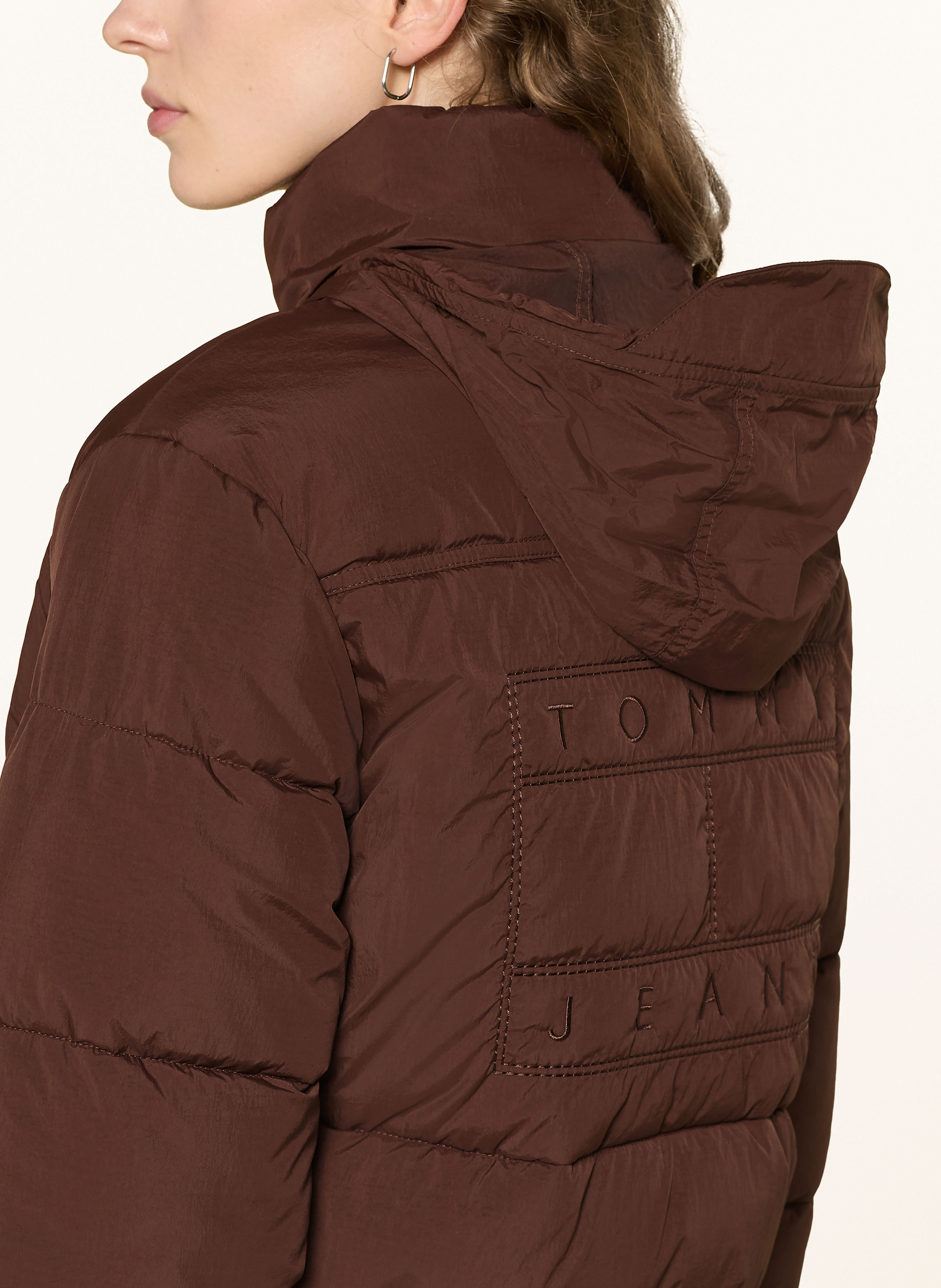 Thumbnail - Tommy Jeans Steppjacke braun