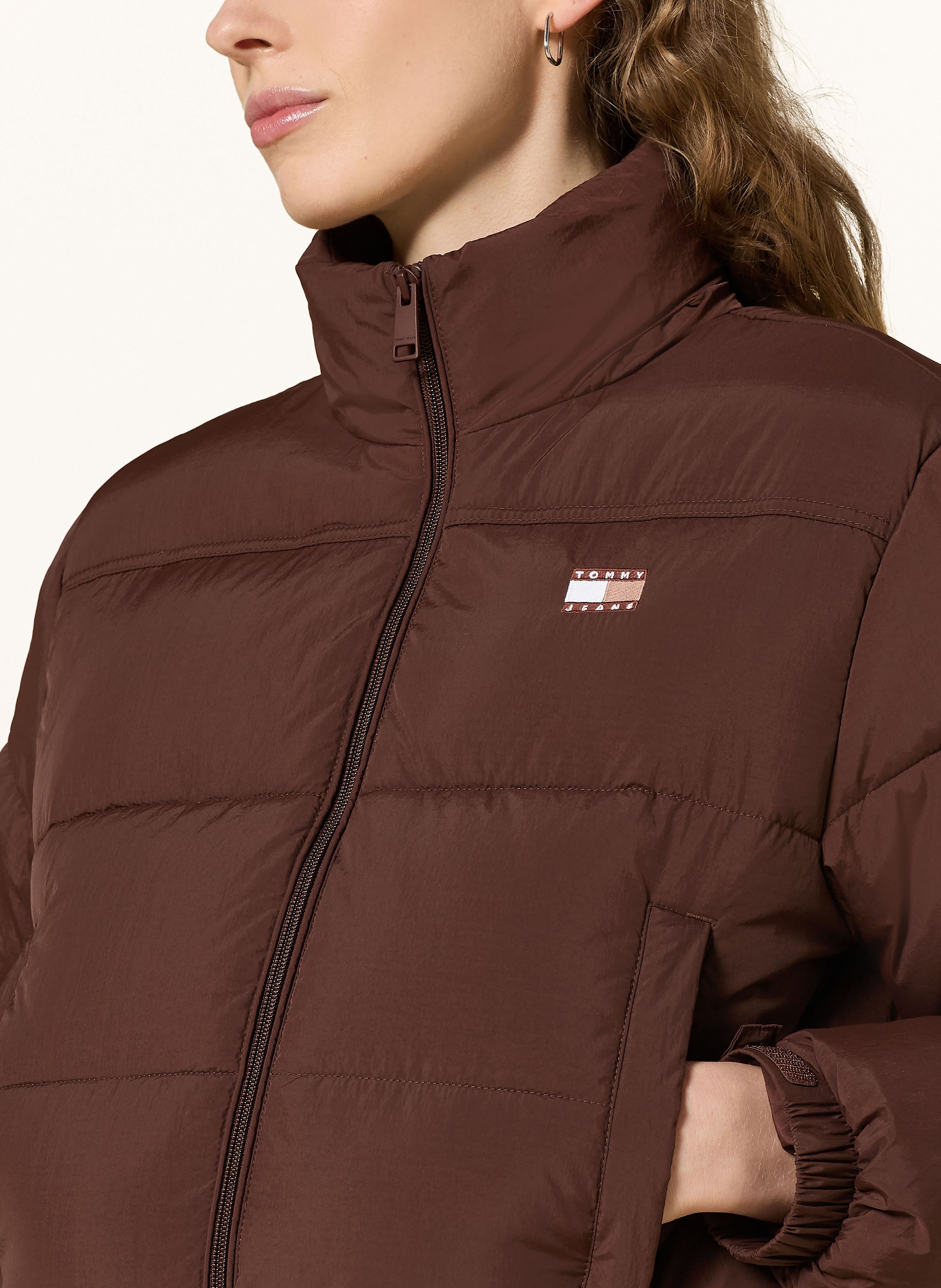 Thumbnail - Tommy Jeans Steppjacke braun