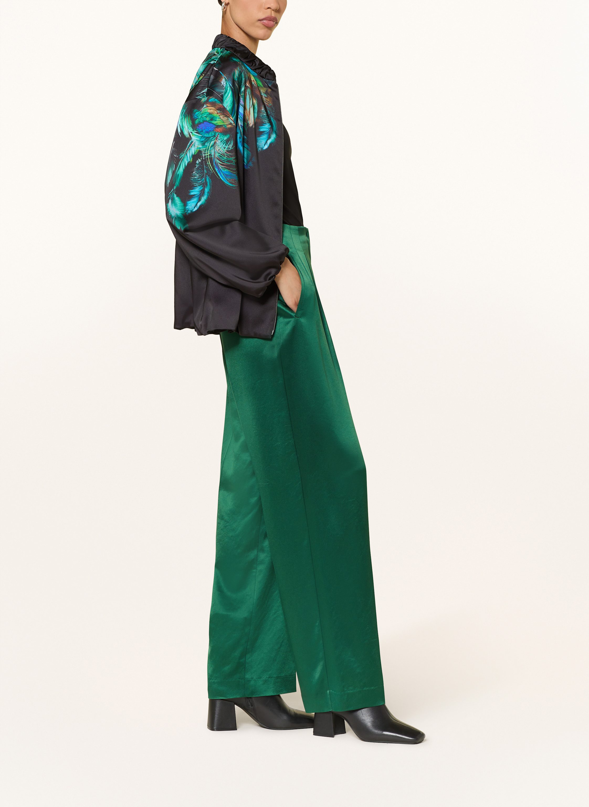 Thumbnail - Marc Cain Marlenehose Aus Satin gruen