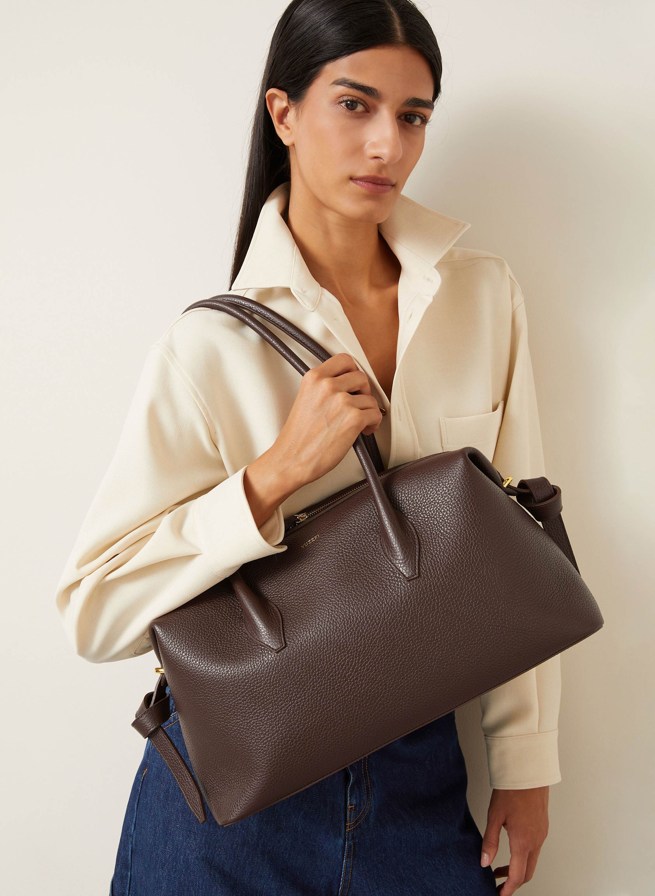 Thumbnail - Yuzefi Schultertasche Brioche Duffle braun