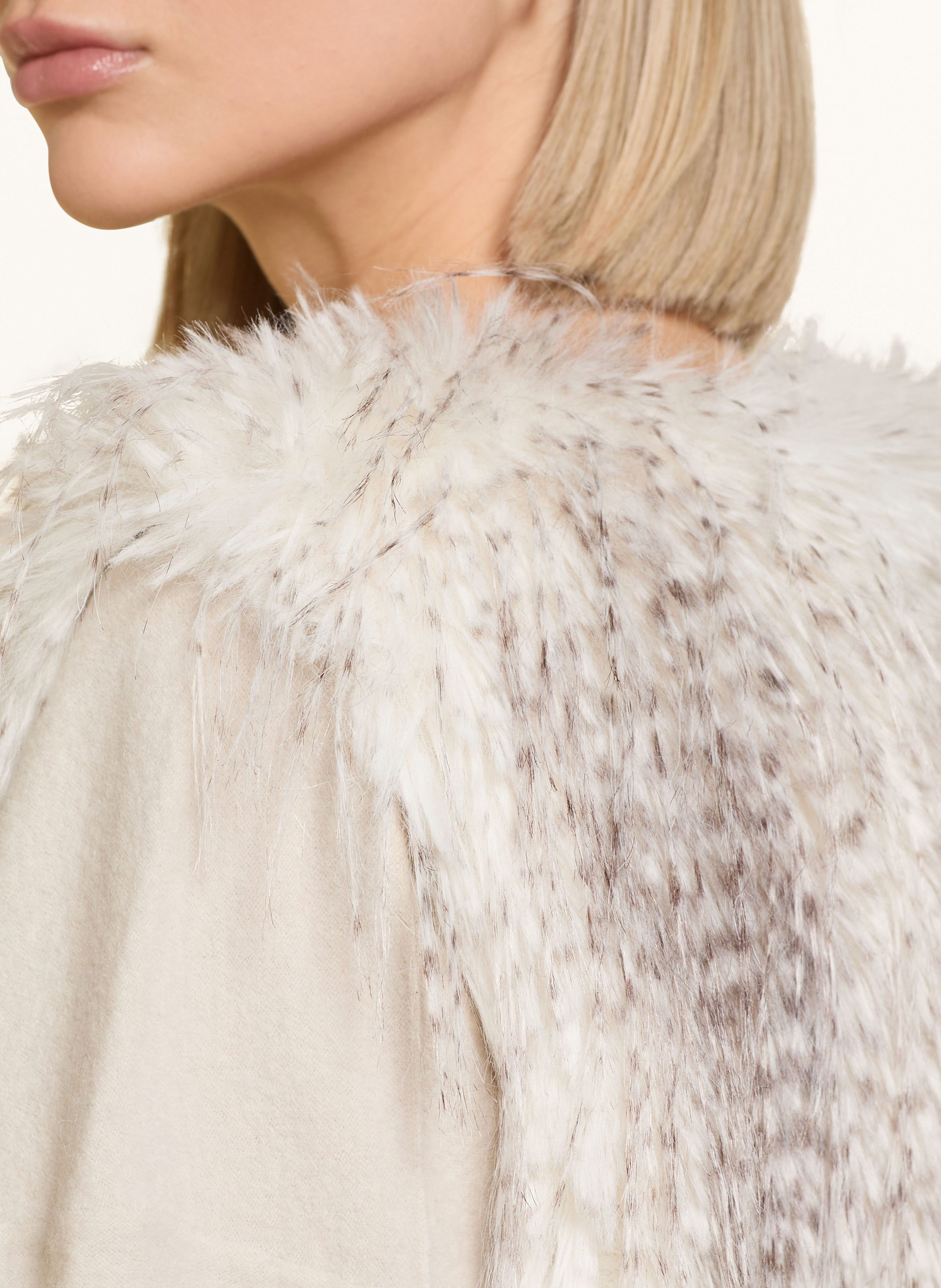 Thumbnail - Grace Kunstpelz-Weste weiss