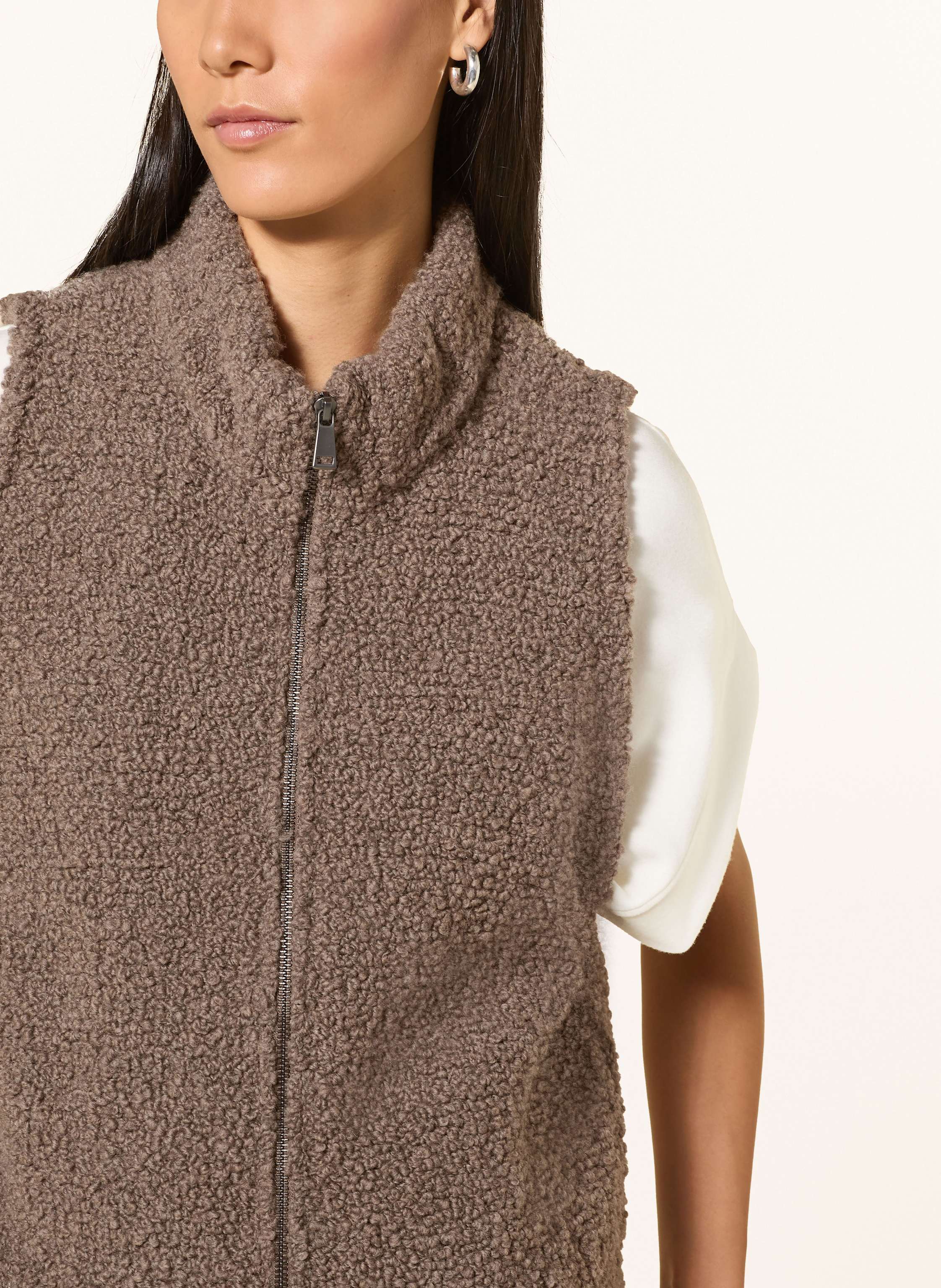 Thumbnail - Grace Strickweste Aus Teddyfell beige