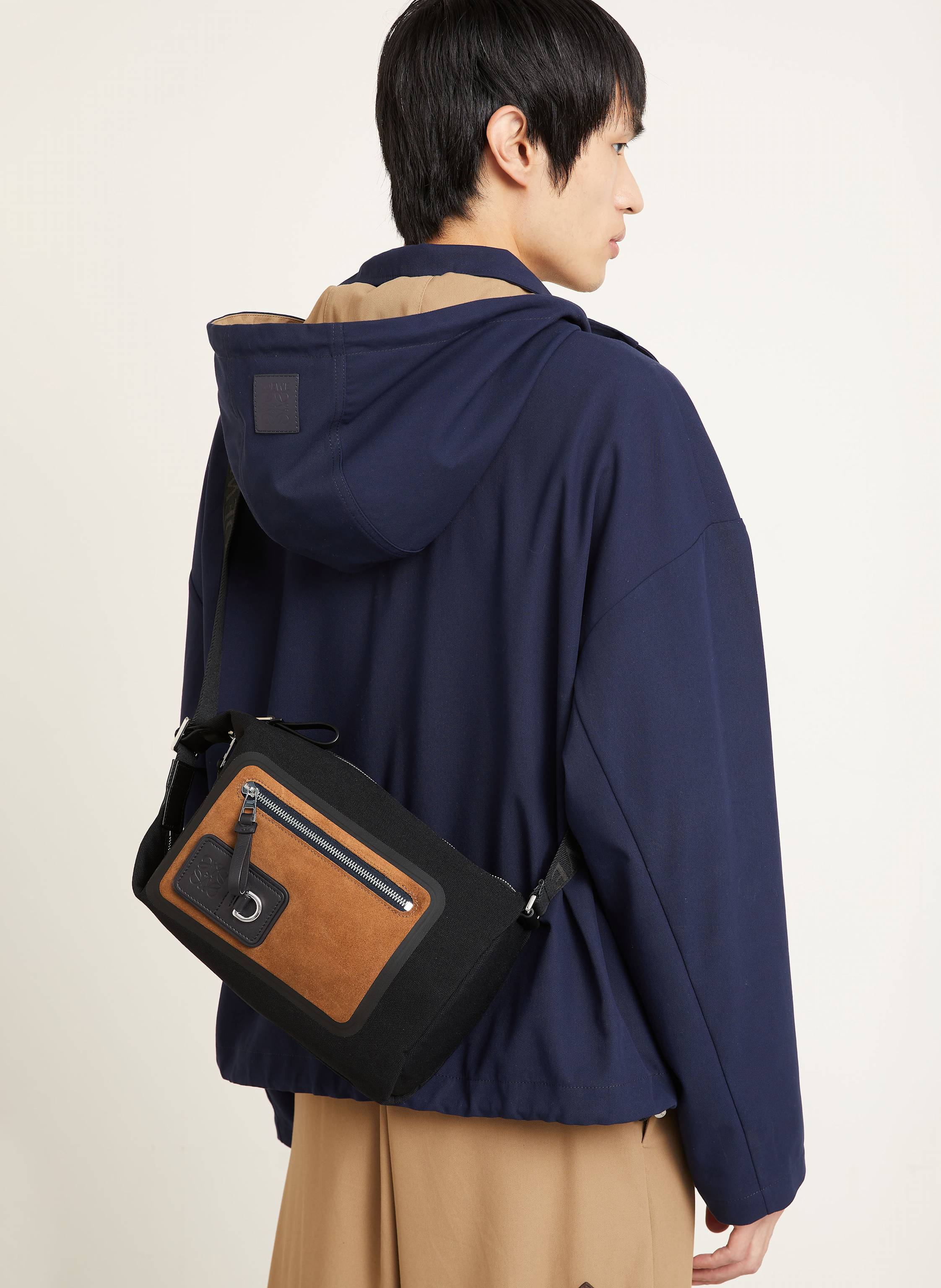 Thumbnail - Loewe Umhängetasche Flex Loop Small schwarz