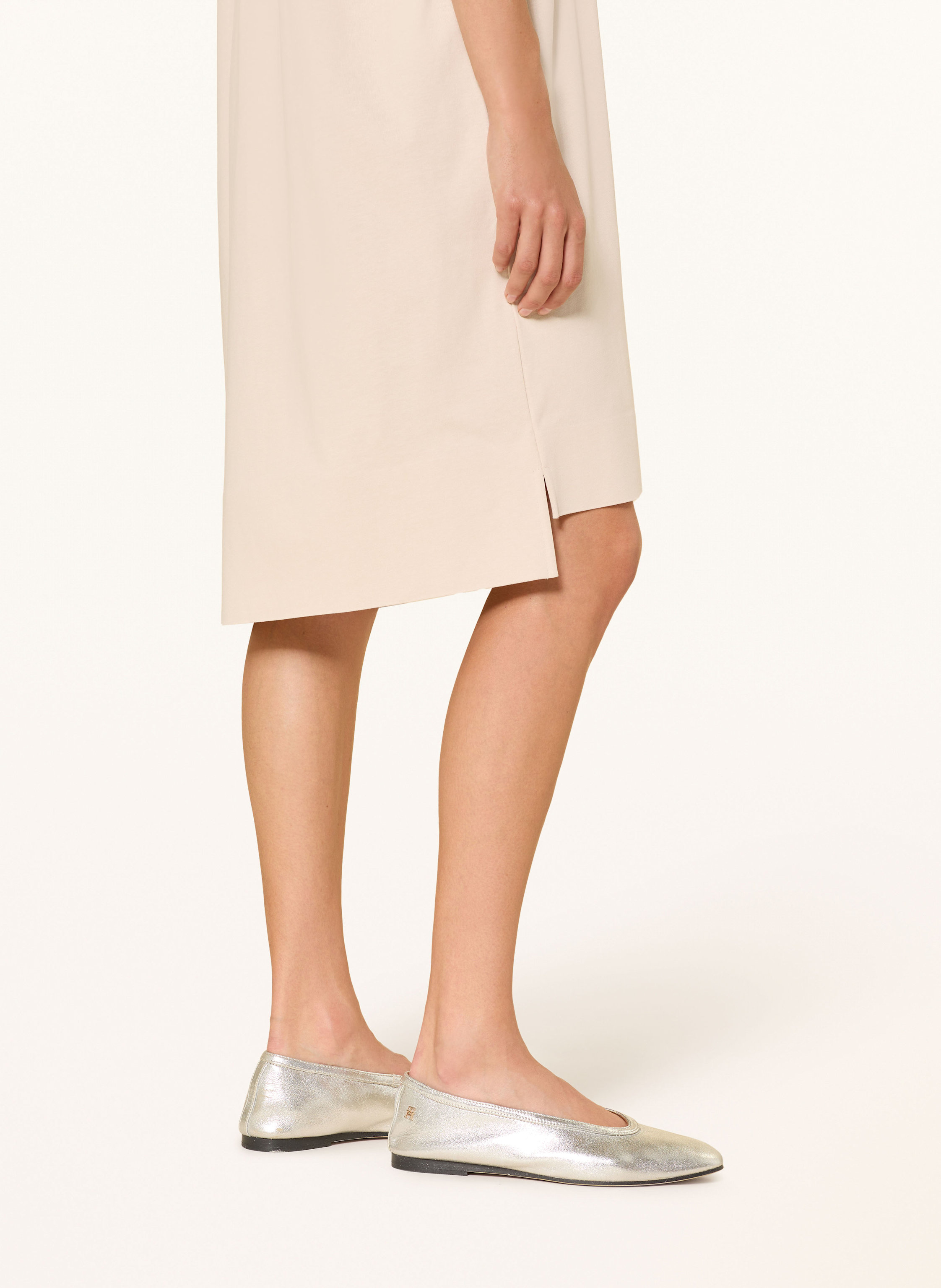 Thumbnail - Miss Goodlife Sweatkleid Mit Schmucksteinen beige