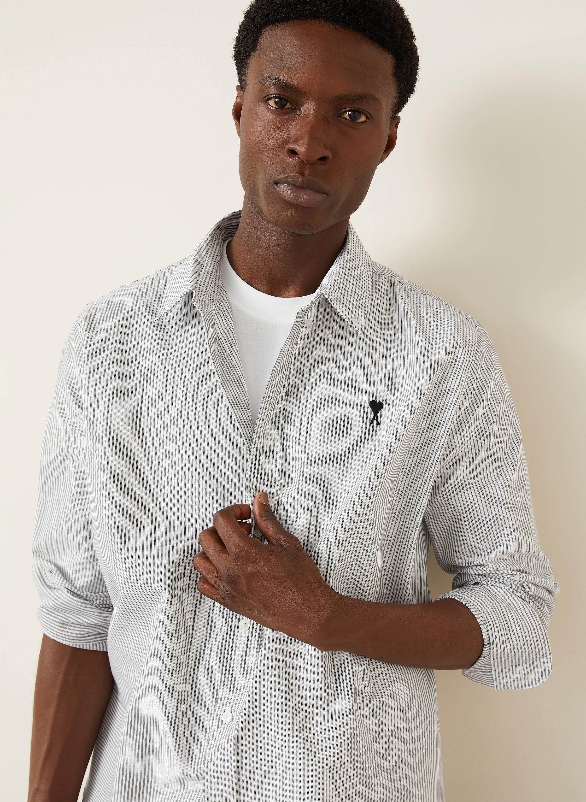 Thumbnail - Ami Paris Hemd Classic Fit weiss