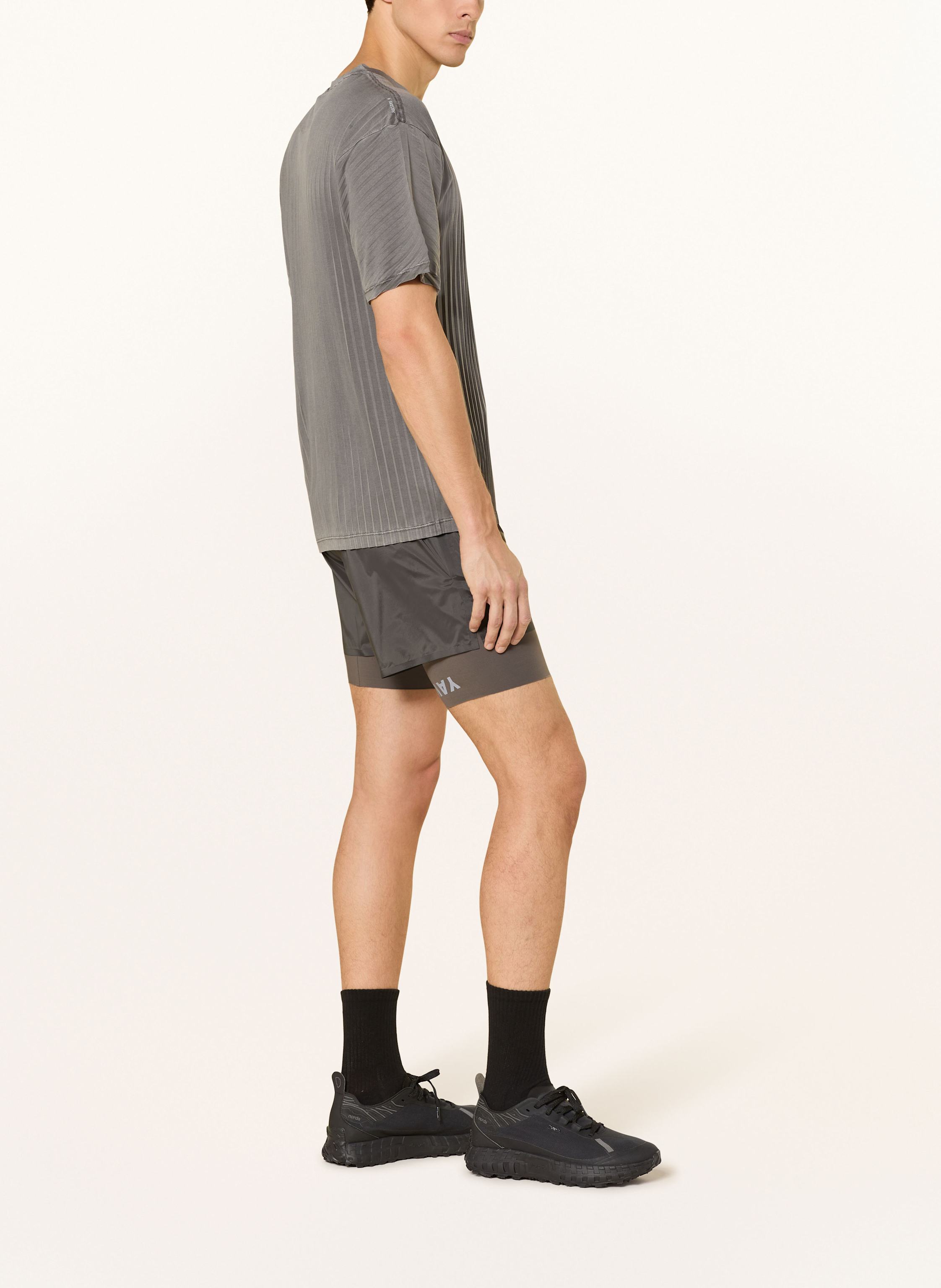 Thumbnail - Satisfy 2-In-1-Laufshorts Coffeethermal™ 8“ gruen