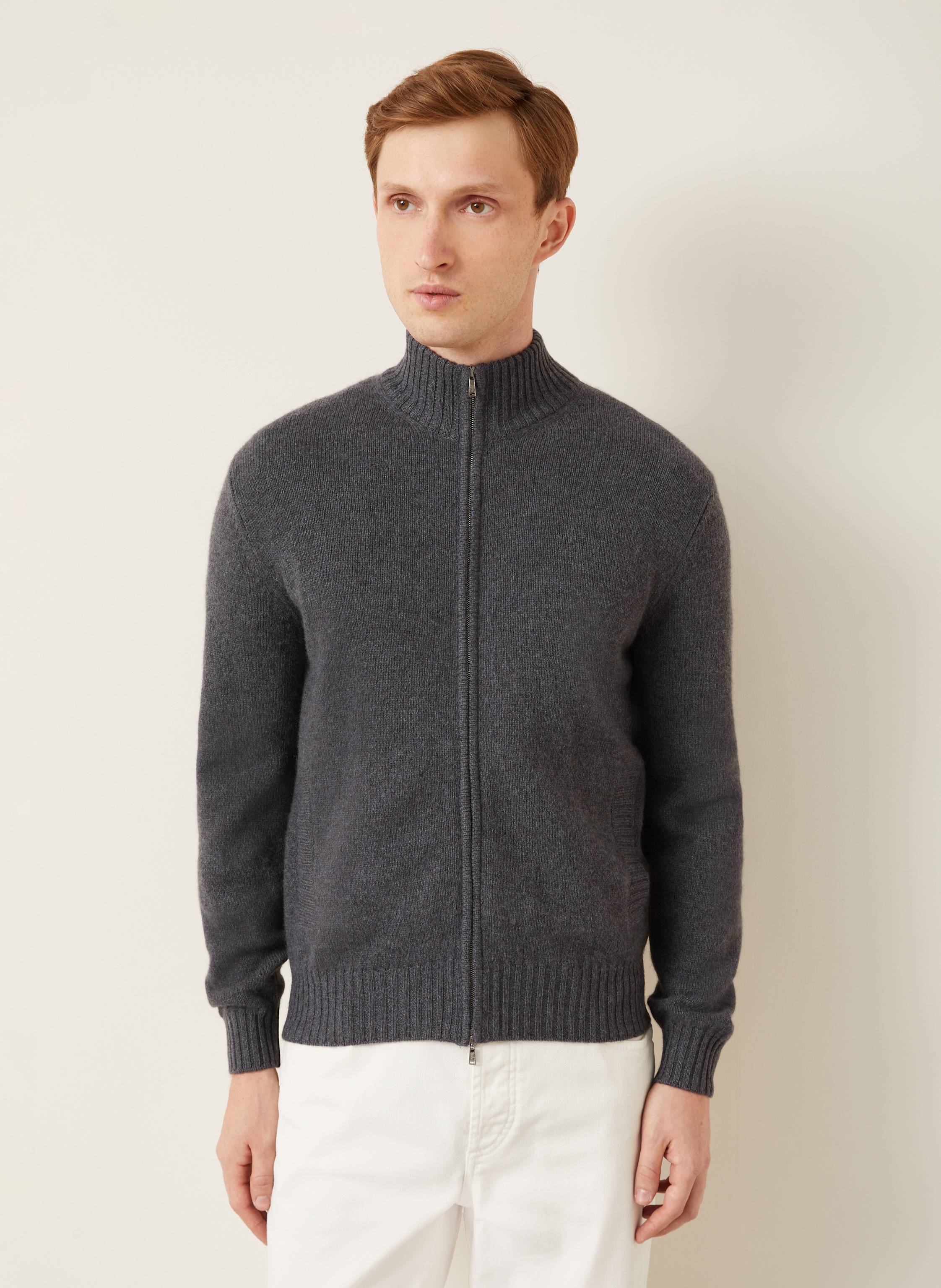 Thumbnail - Fioroni Strickjacke Aus Cashmere grau