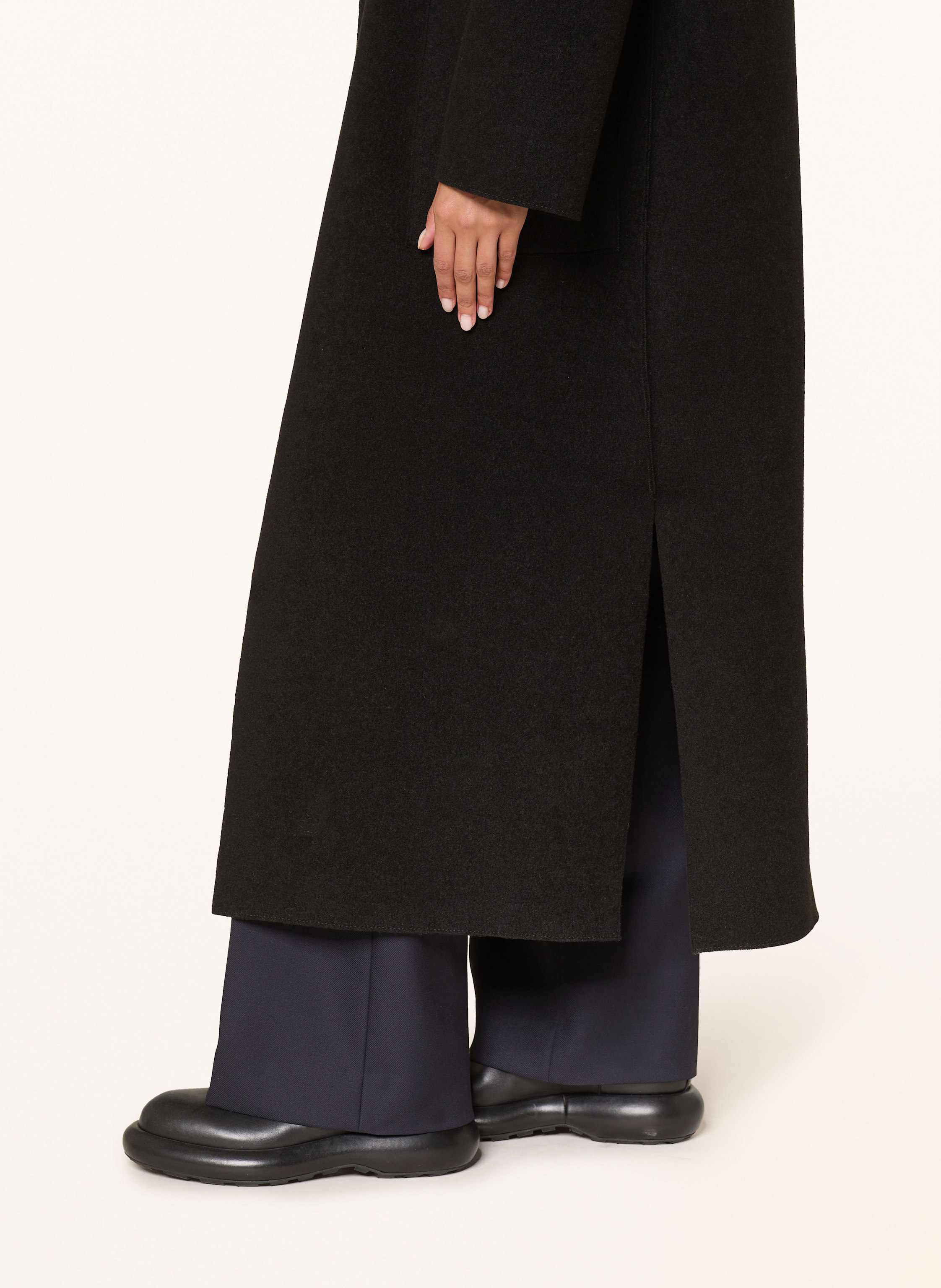 Thumbnail - Lunaria Cashmere Cashmere-Mantel schwarz