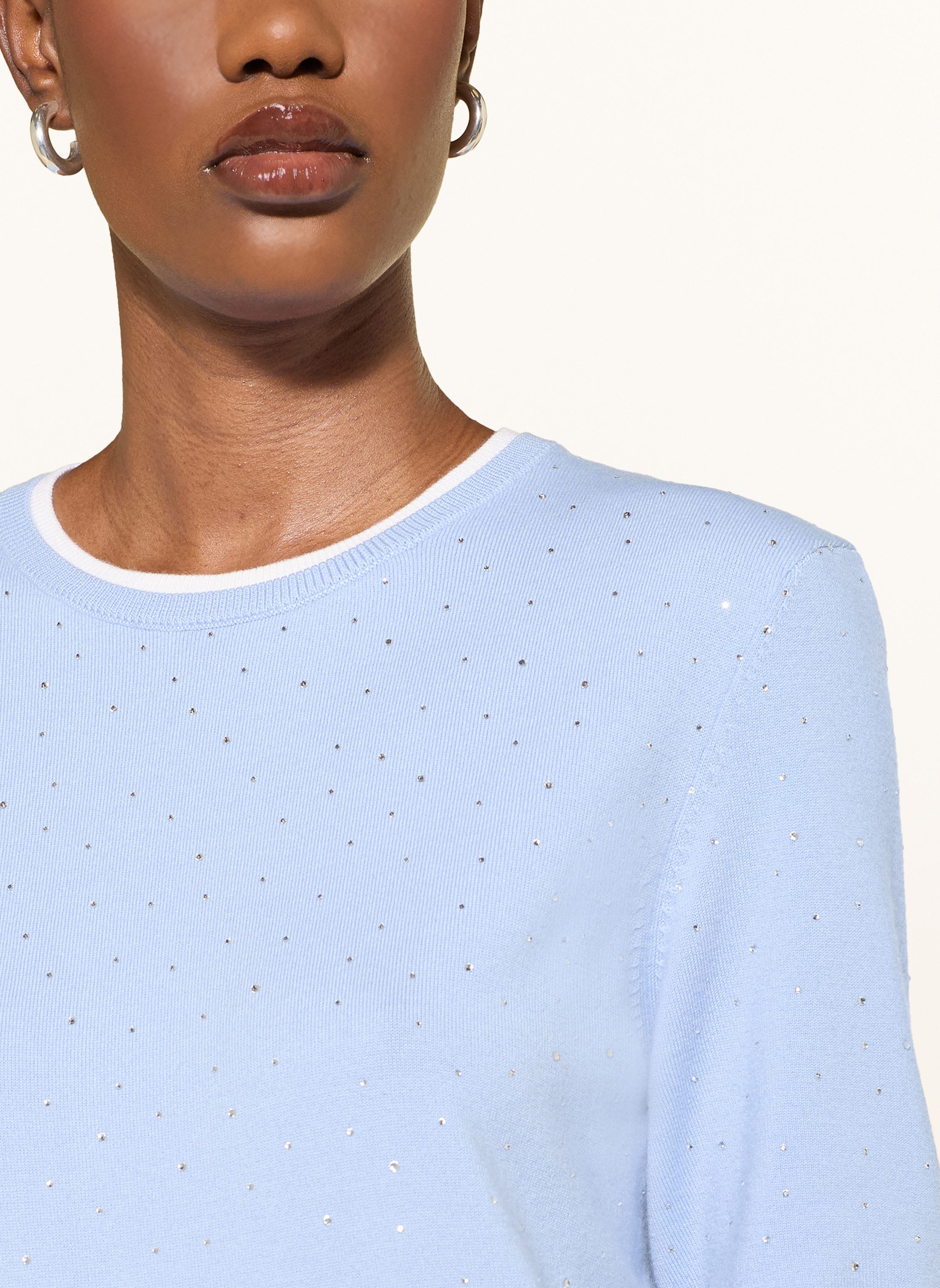 Thumbnail - Maje Strickshirt Mit Schmucksteinen blau