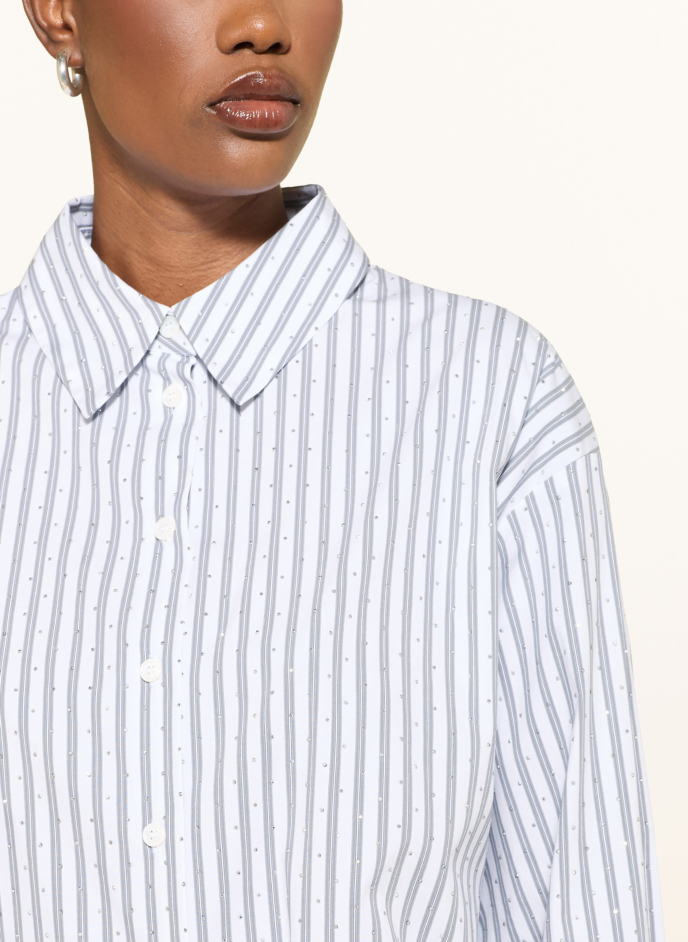 Thumbnail - Maje Set: Hemdblusenkleid Und Wickelrock weiss