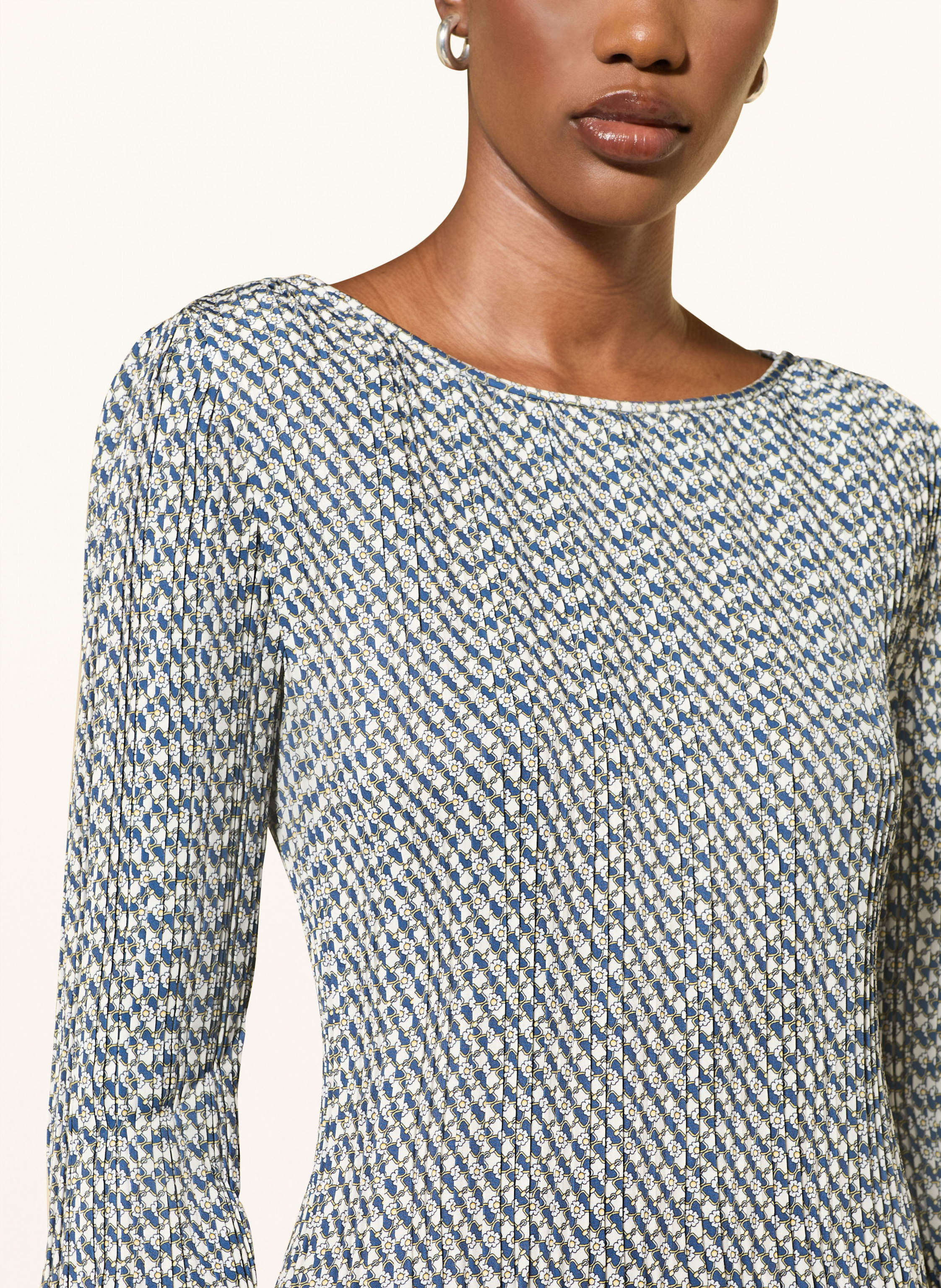 Thumbnail - Maje Satinkleid weiss