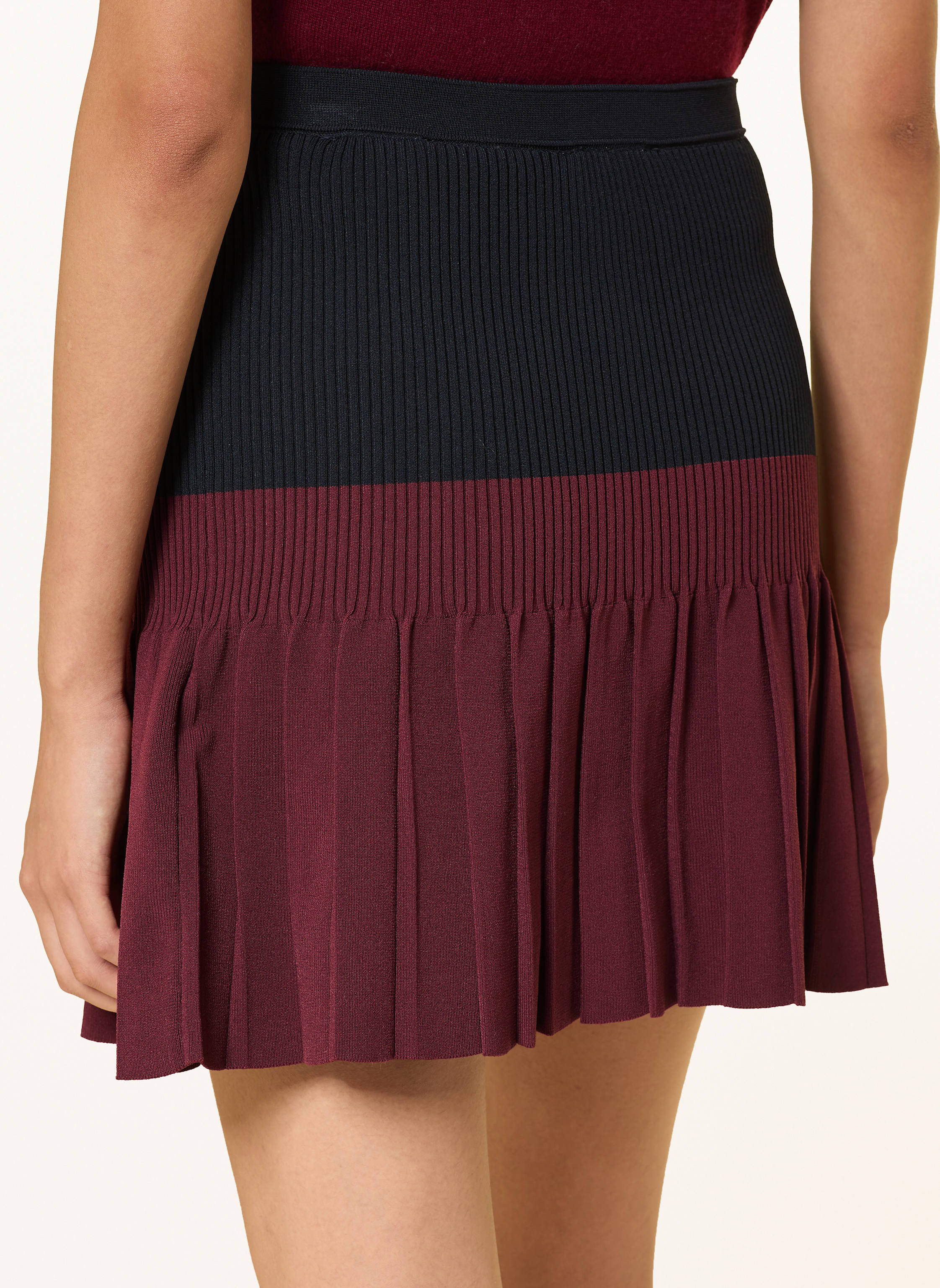 Thumbnail - Sandro Strickrock blau