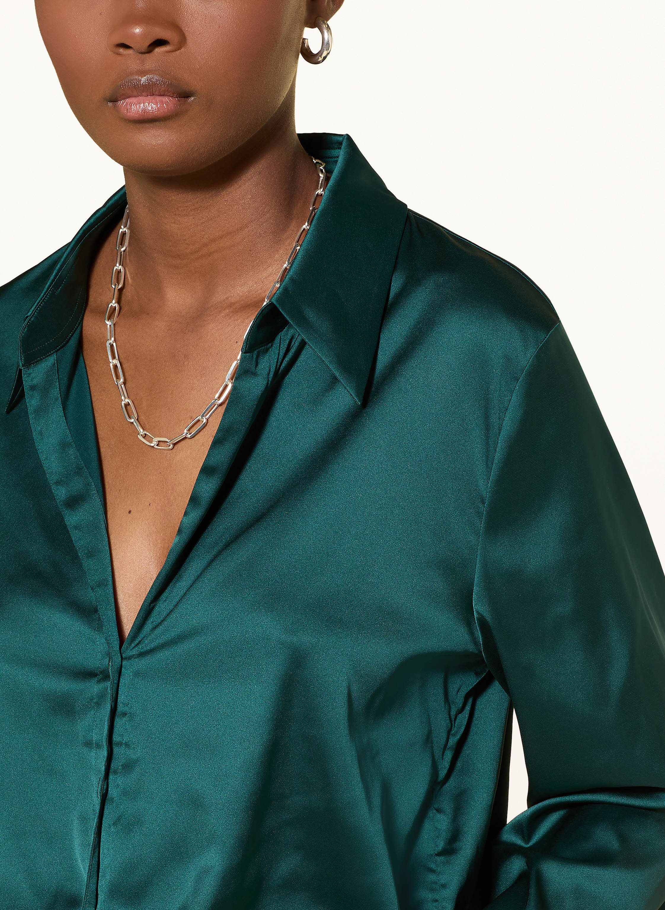 Thumbnail - Hugo Satinbluse Errika gruen