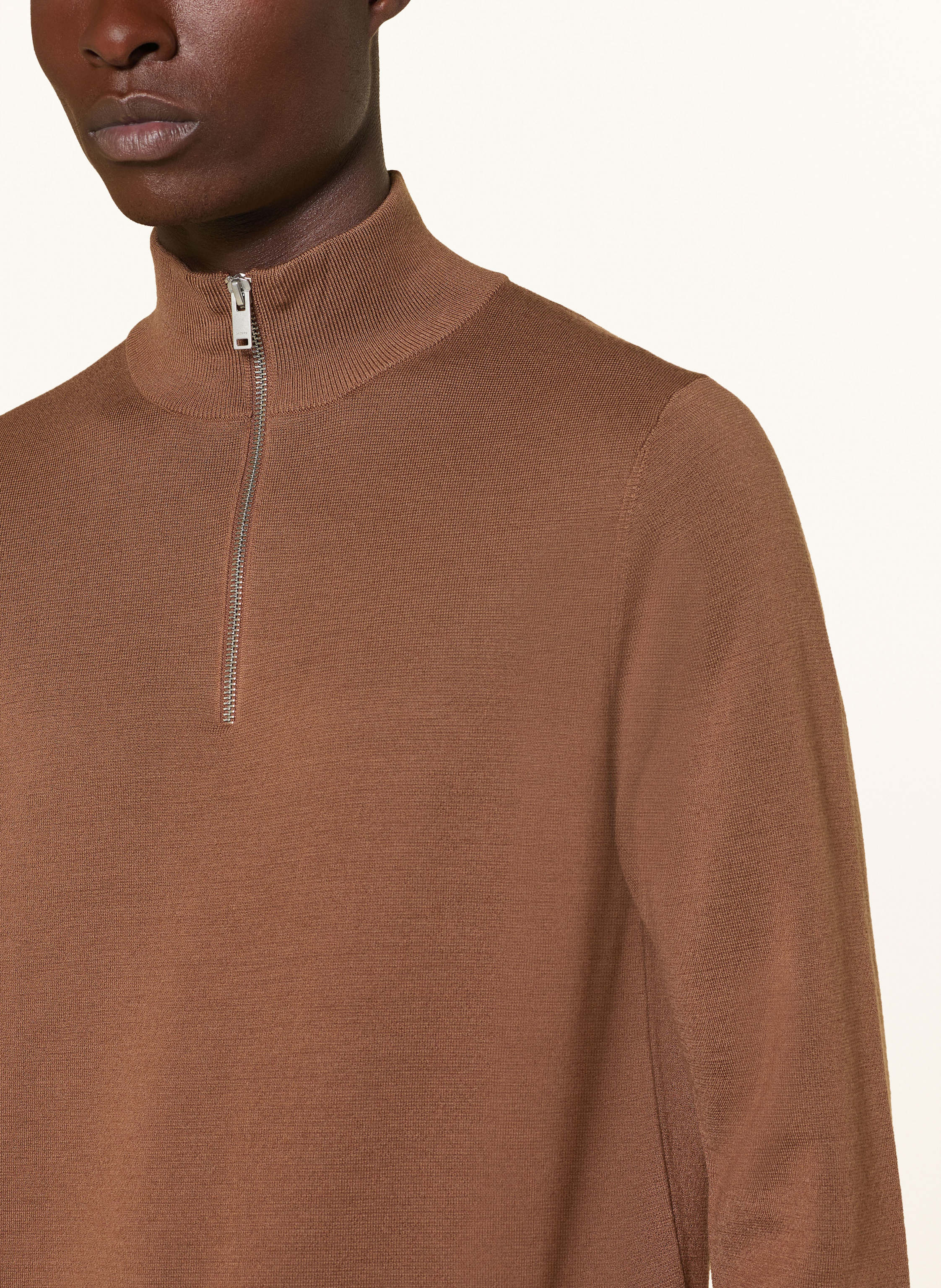 Thumbnail - Sandro Troyer braun