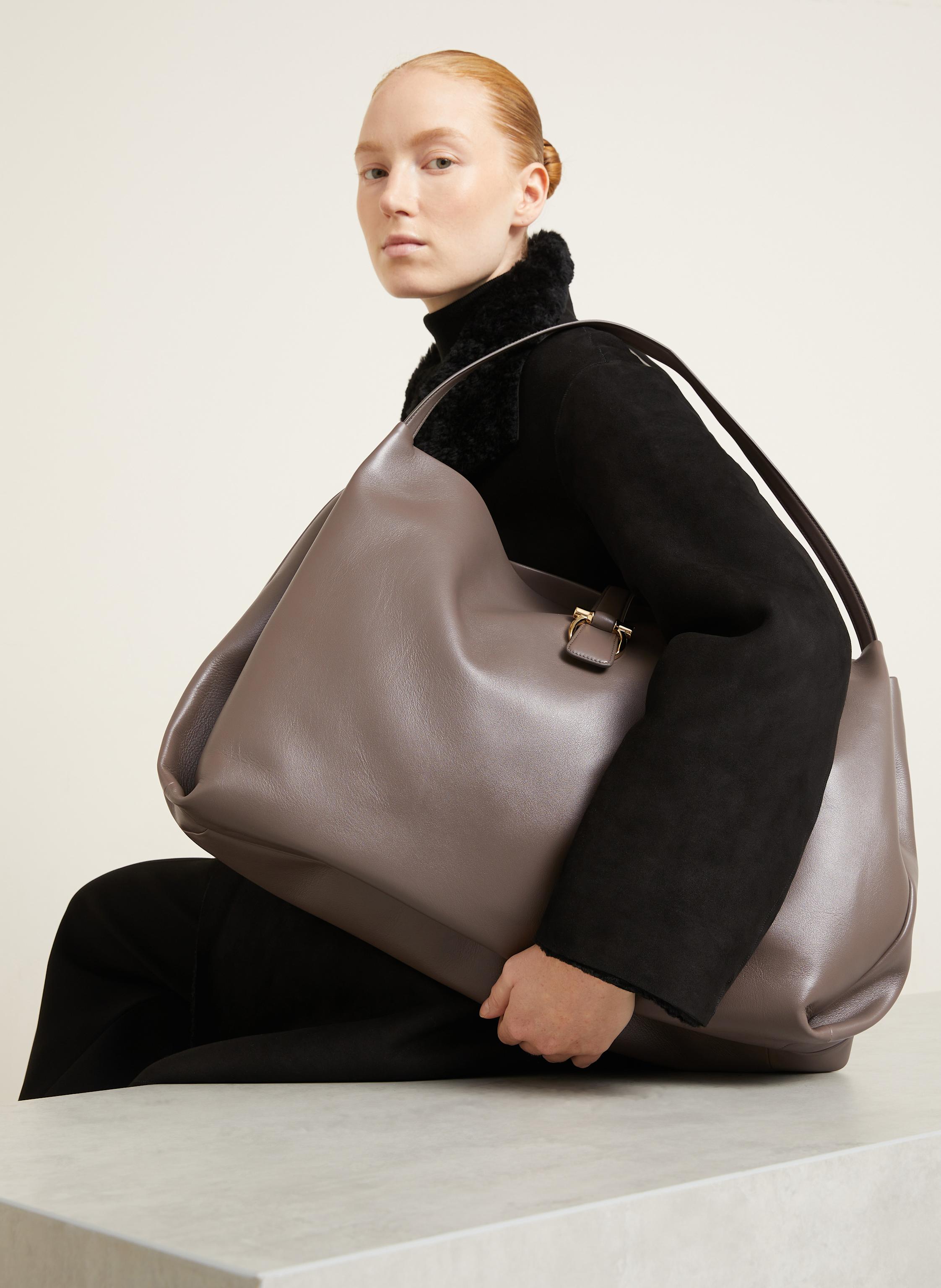 Thumbnail - Ferragamo Shopper grau