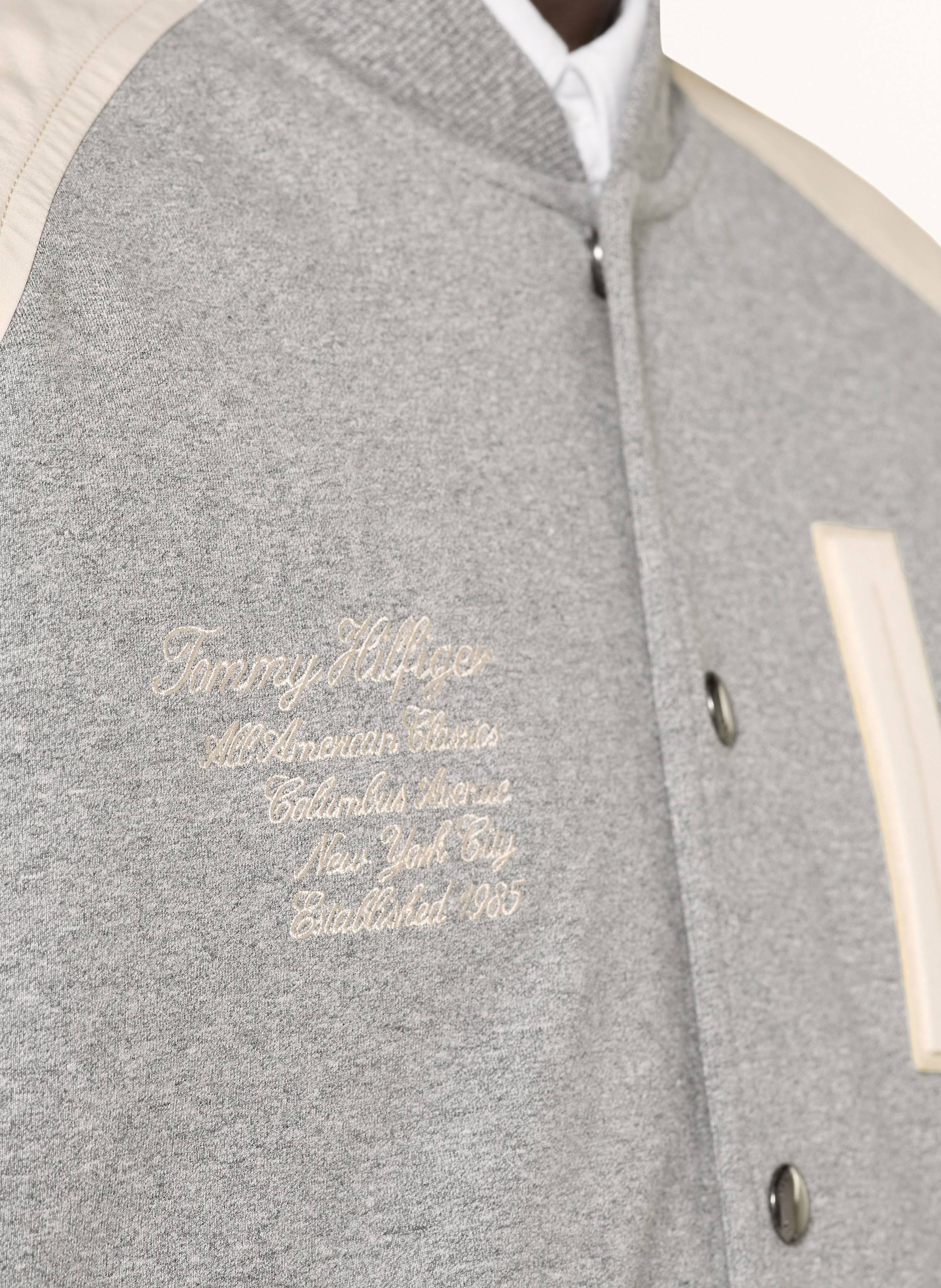 Thumbnail - Tommy Hilfiger College-Jacke grau