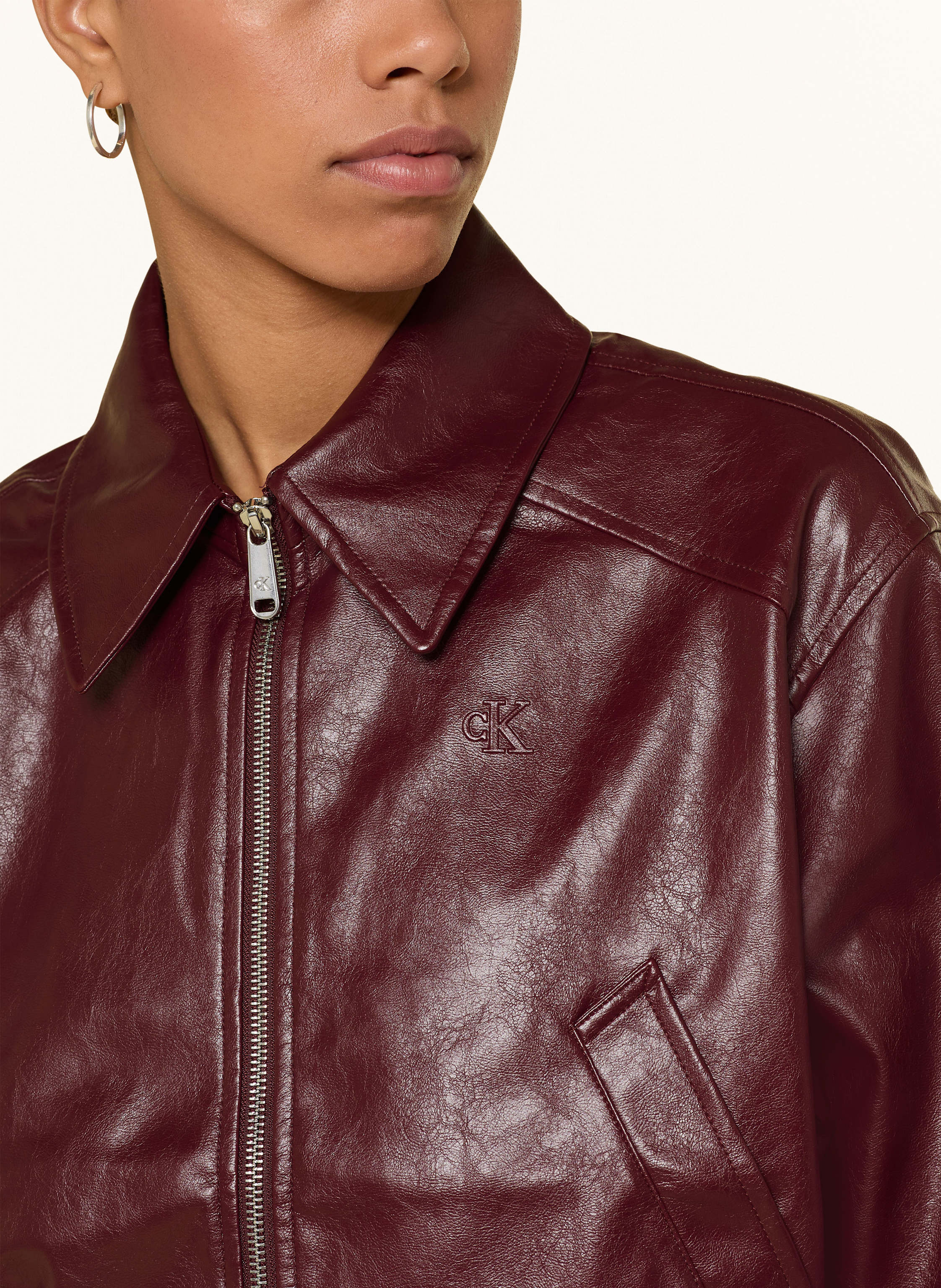 Thumbnail - Calvin Klein Jeans Jacke In Lederoptik rot