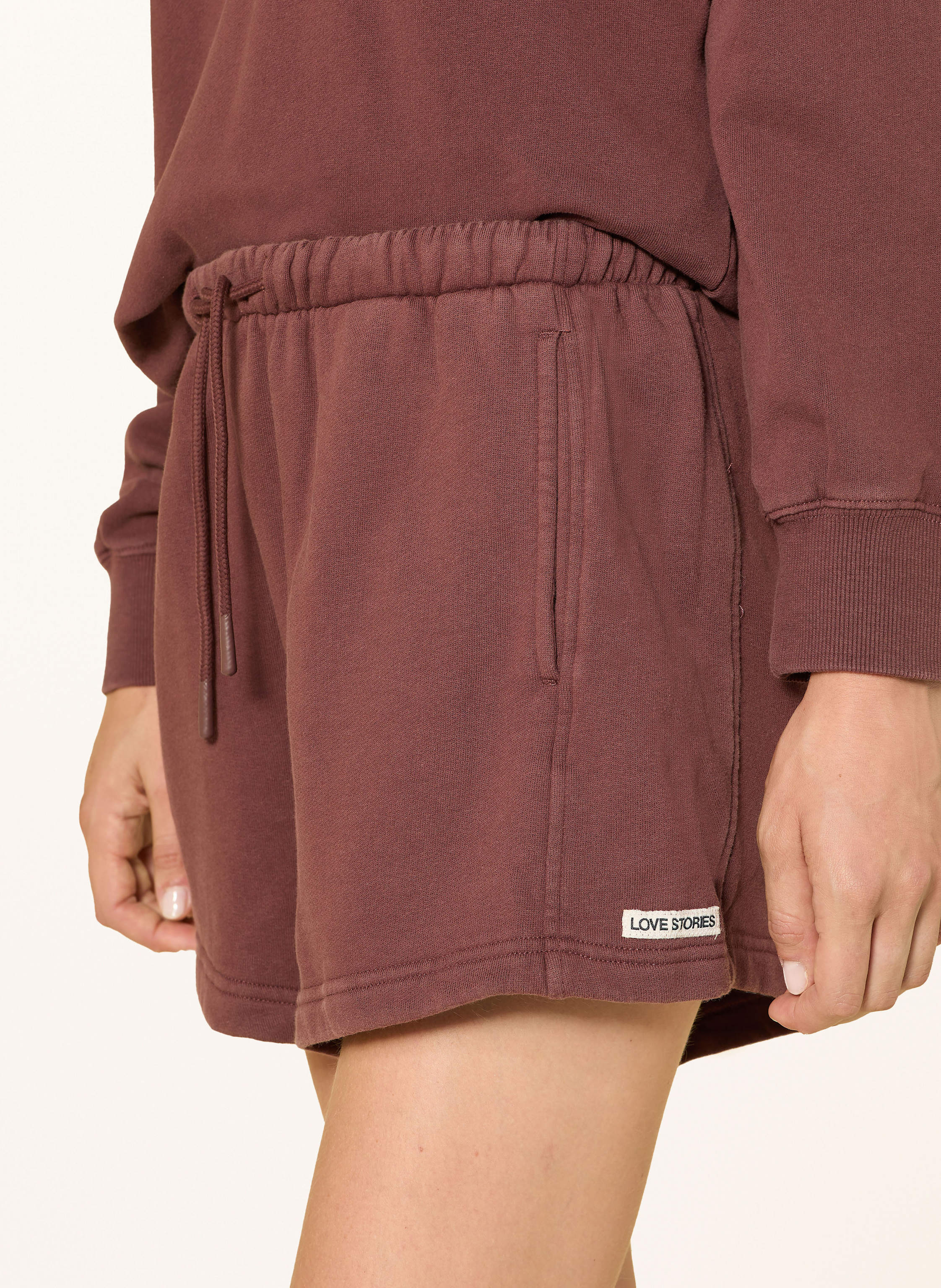 Thumbnail - Love Stories Lounge-Sweatshorts Becky braun