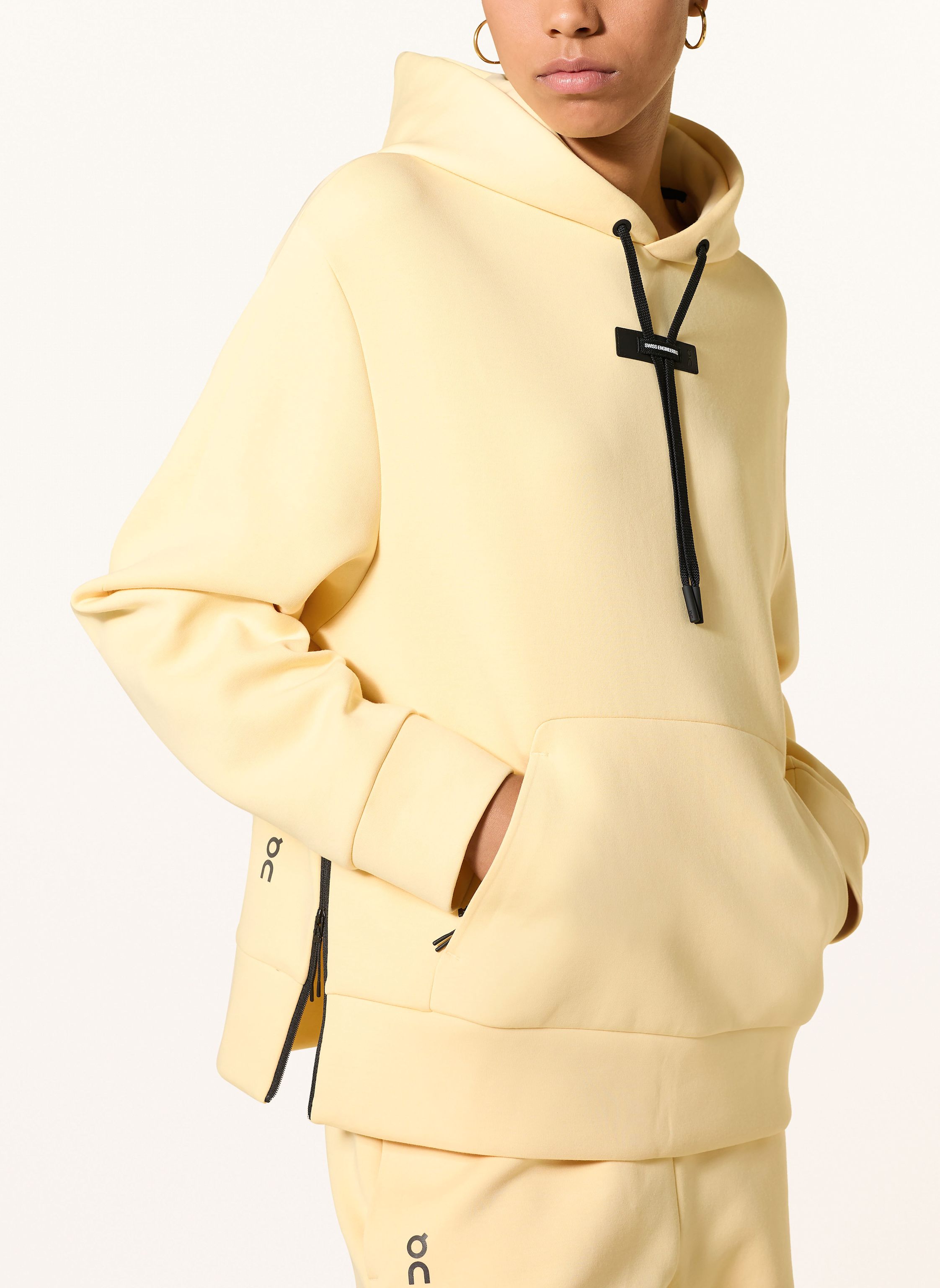 Thumbnail - On Hoodie Focus Tech gelb