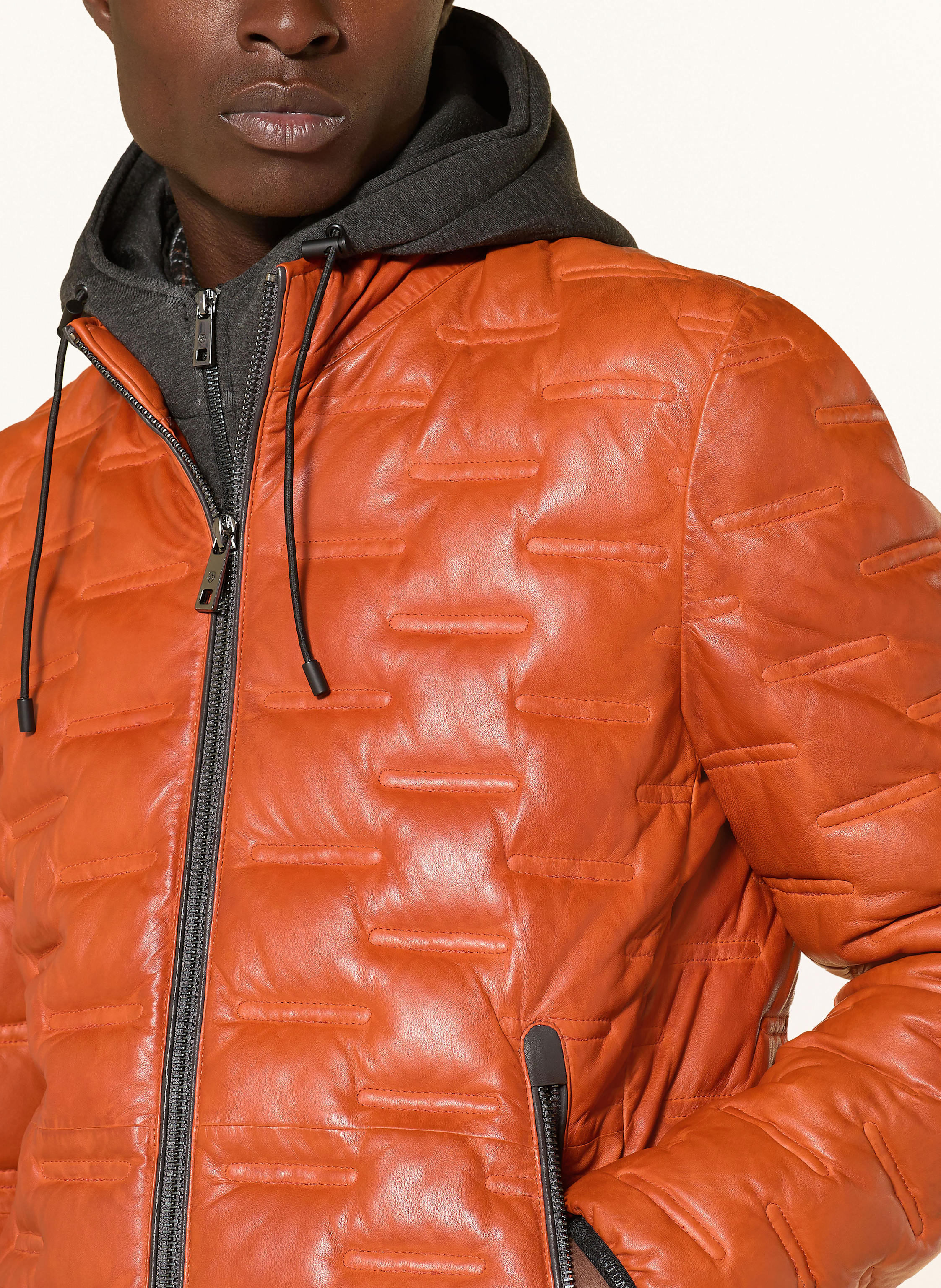 Thumbnail - Milestone Lederjacke Mit Dupont™ Sorona®-Isolierung Und Abnehmbarer Kapuze braun