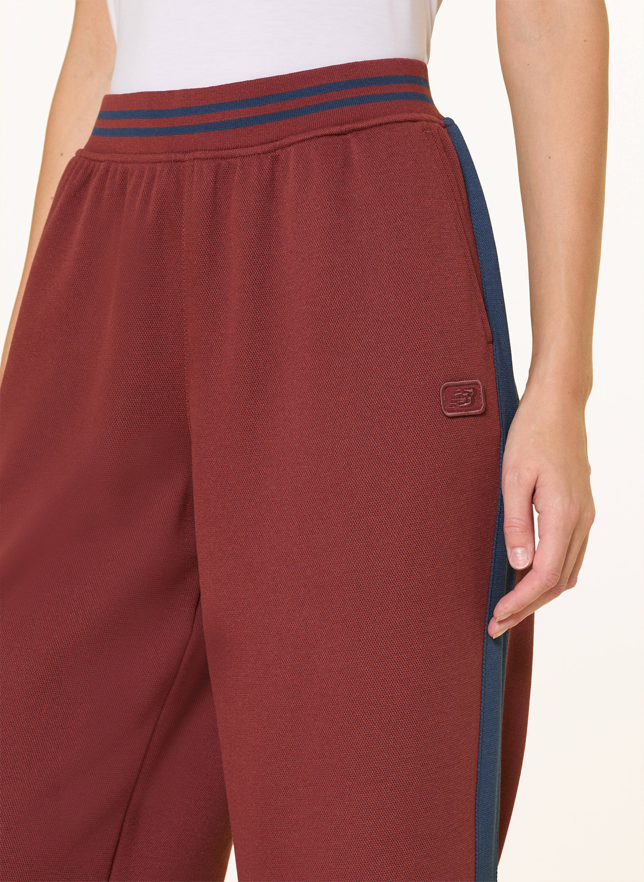 Thumbnail - New Balance Oversized-Trainingshose rot