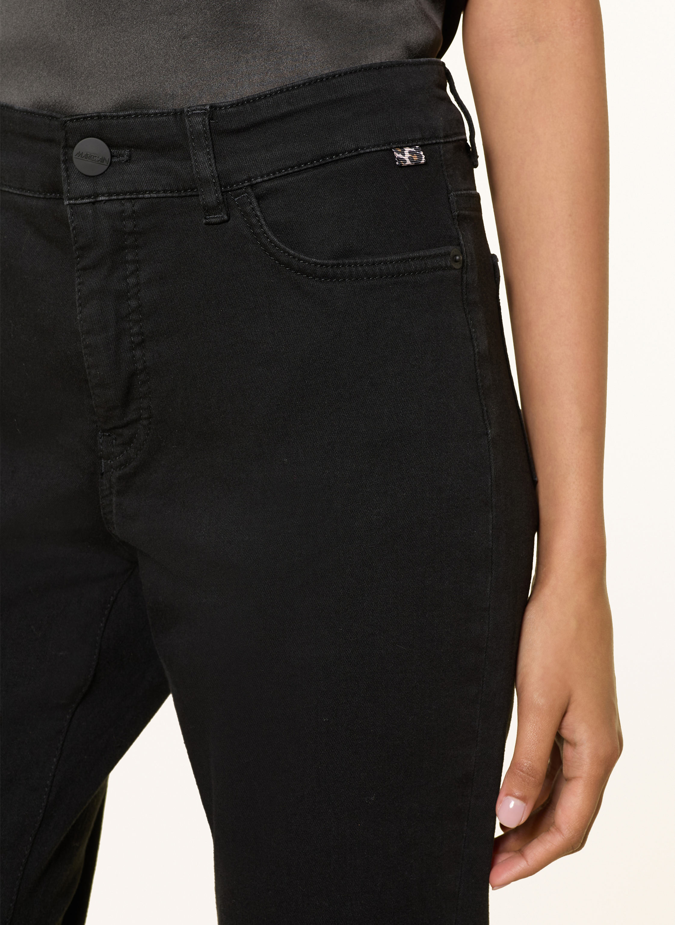 Thumbnail - Marc Cain Cropped Jeans Forli Mit Pailletten schwarz