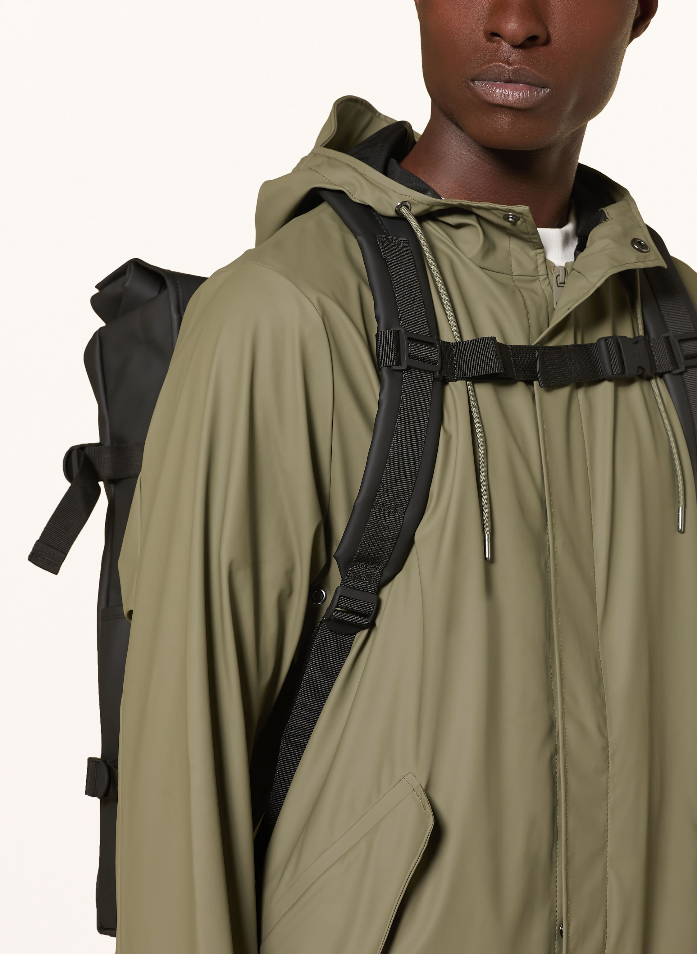 Thumbnail - Rains Rucksack Rolltop Large Mit Laptop-Fach schwarz