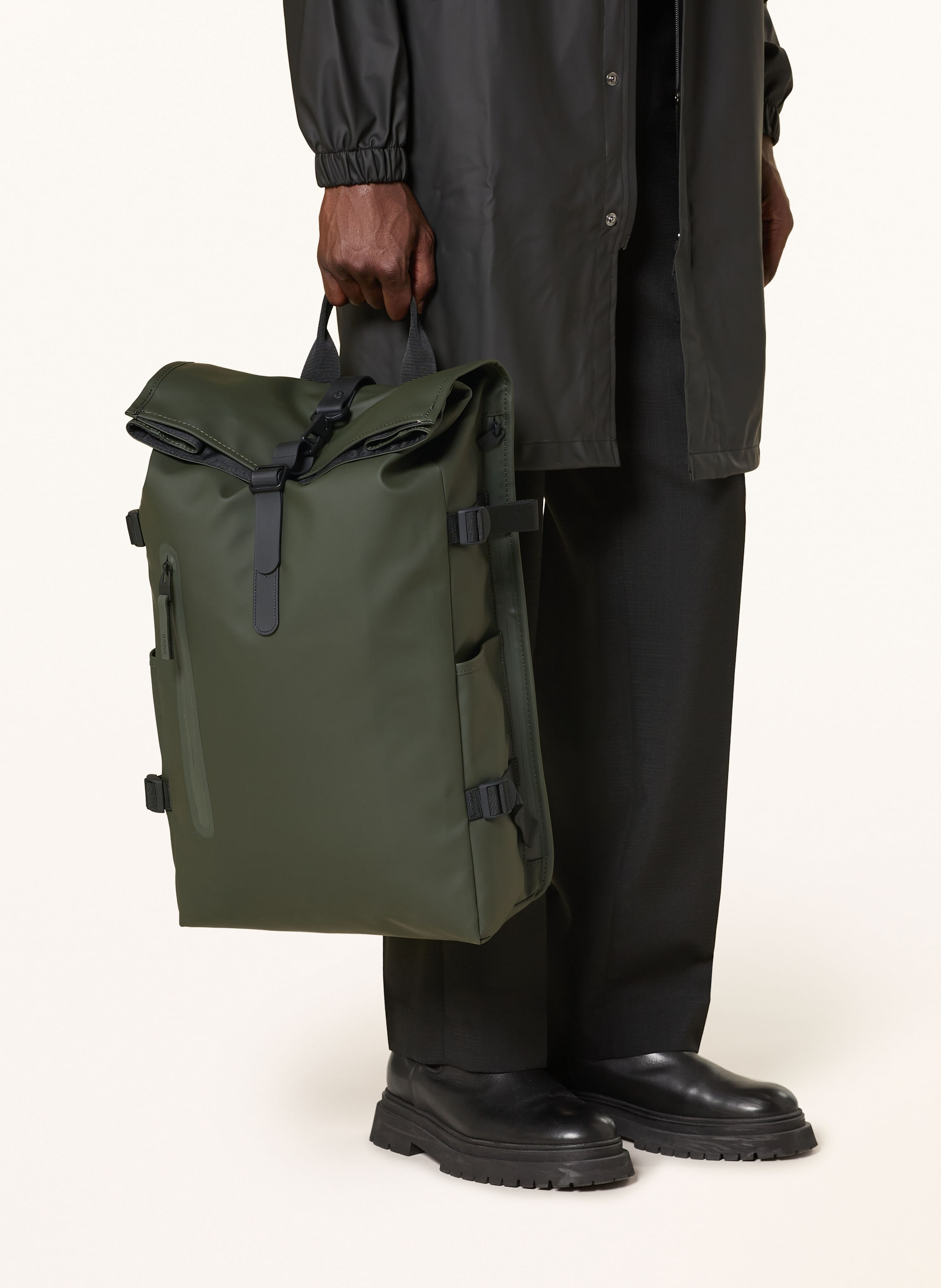 Thumbnail - Rains Rucksack Rolltop Large Mit Laptop-Fach gruen