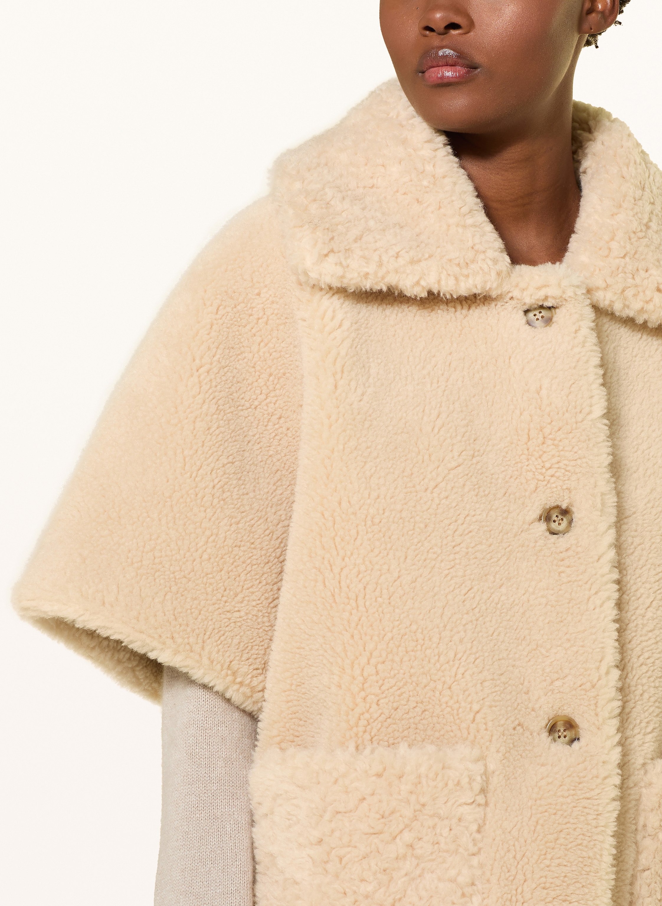 Thumbnail - Mrs & Hugs Teddyfell-Jacke Zum Wenden beige